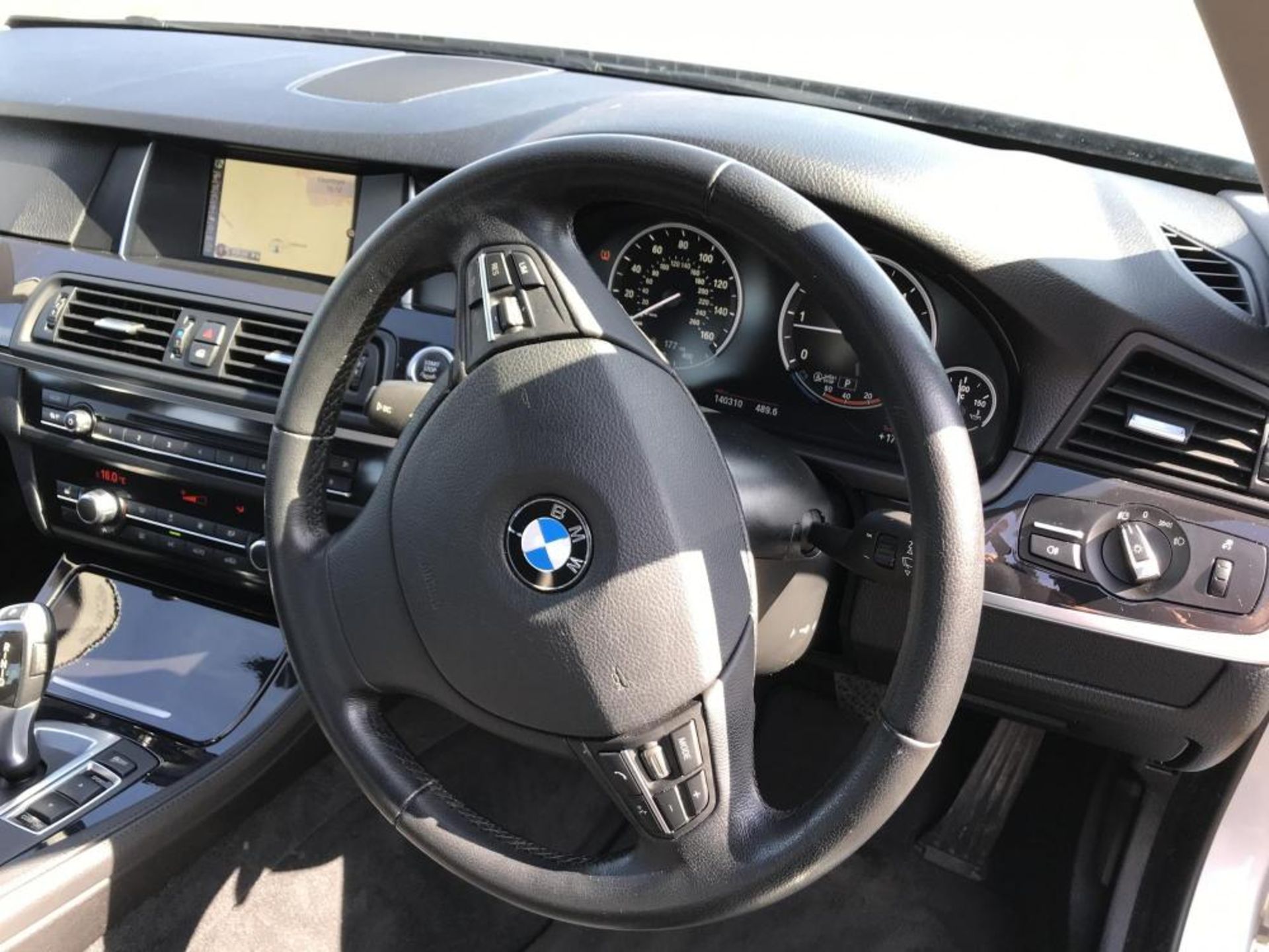 2015/65 REG BMW 520D SE AUTO 2.0 DIESEL 4 DOOR SALOON, SHOWING 0 FORMER KEEPERS *NO VAT* - Image 17 of 19