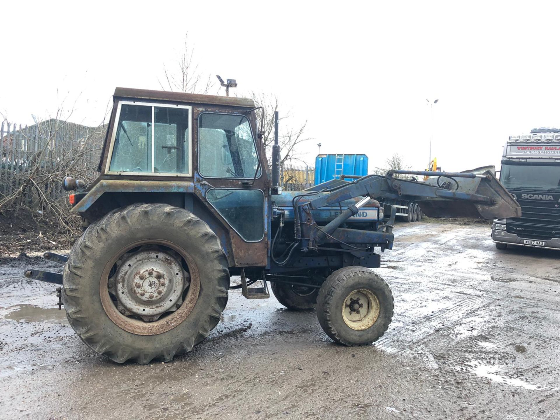 LEYLAND 272 LOADER TRACTOR, RUNS AND WORKS, 3 POINT LINKAGE WITH PICK UP HITCH *NO VAT*