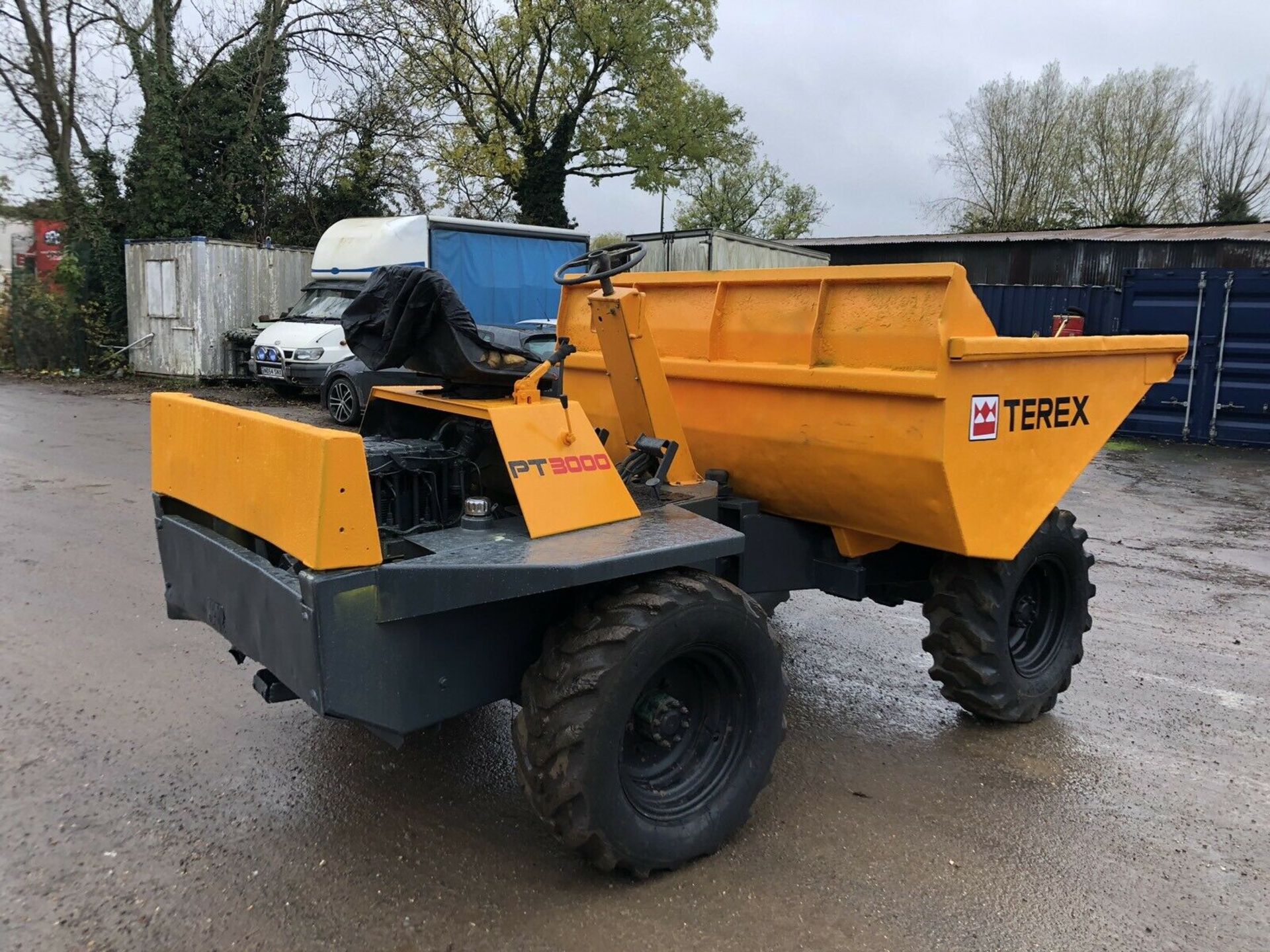 BENFORD 4 TON DUMPER ELECTRIC START RESPRAYED DUMP TRUCK, RUNS, WORKS *PLUS VAT* - Image 3 of 6