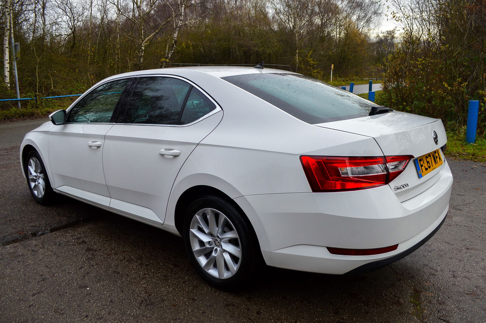 2017/67 REG SKODA SUPERB SE TECHNOLOGY TDI 1.6 DIESEL 5 DOOR HATCHBACK, SHOWING 0 FORMER KEEPERS - Image 4 of 36