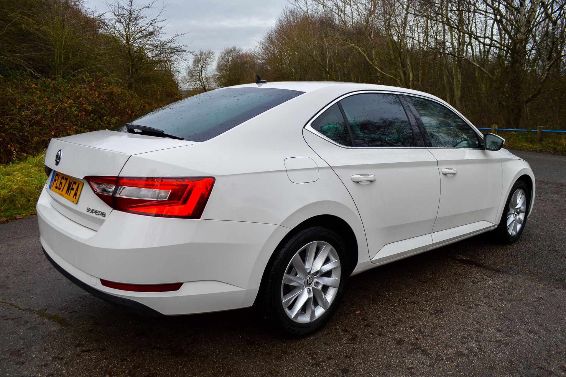 2017/67 REG SKODA SUPERB SE TECHNOLOGY TDI 1.6 DIESEL 5 DOOR HATCHBACK, SHOWING 0 FORMER KEEPERS - Image 6 of 36