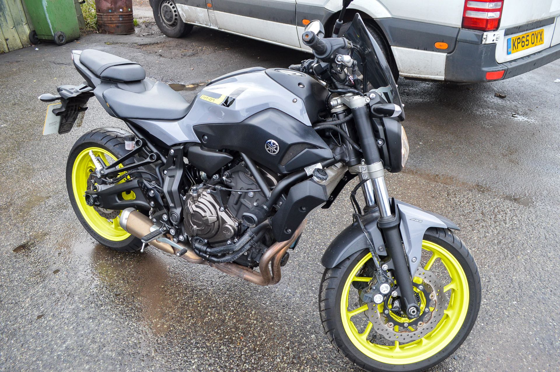 2017/17 REG YAMAHA MT-07 ABS 700CC PETROL GREY MOTOR-BIKE / MOTORCYCLE, SHOWING 1 FORMER KEEPER