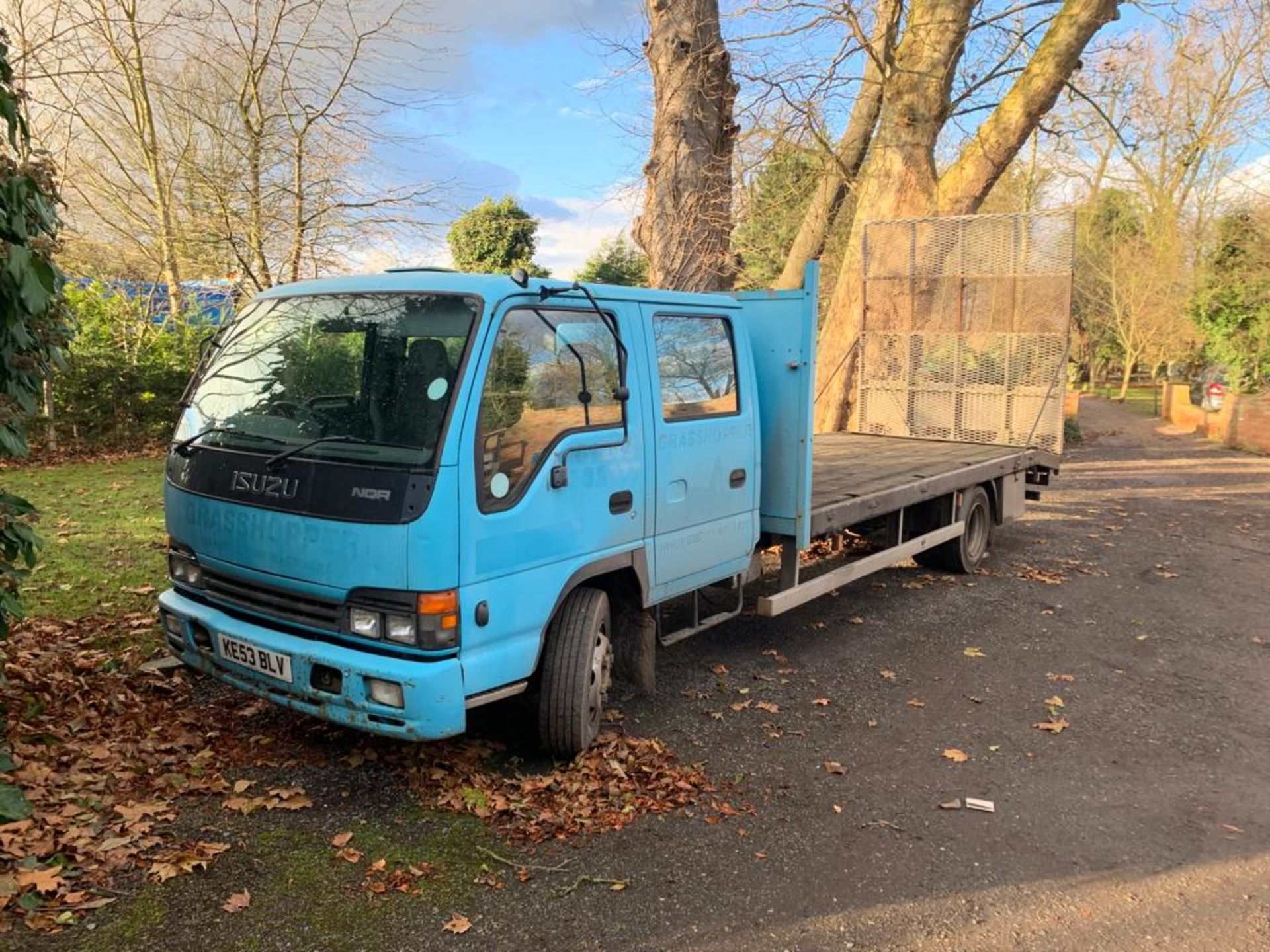 2004/53 REG ISUZU NQR 70 7.5 TON BEAVERTAIL DOUBLE CAB BLUE RECOVERY LORRY, SHOWING 2 FORMER KEEPERS - Image 3 of 11