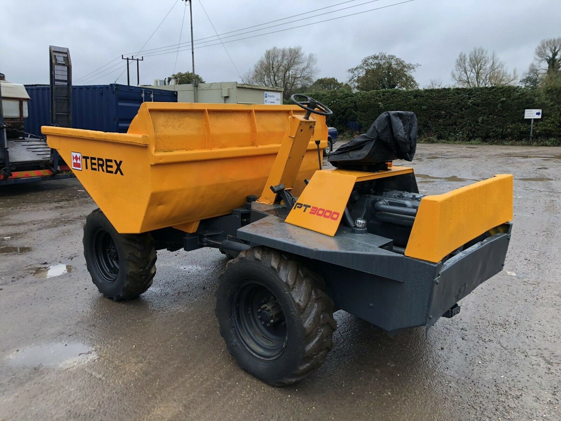 BENFORD 4 TON DUMPER ELECTRIC START RESPRAYED DUMP TRUCK, RUNS, WORKS *PLUS VAT* - Image 6 of 6