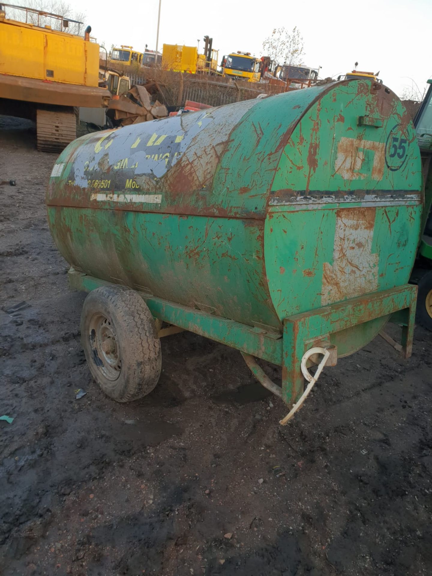 1000L BUNDED DIESEL BOWSER MANUAL PUMP, GOOD TYRES *NO VAT* - Image 2 of 4