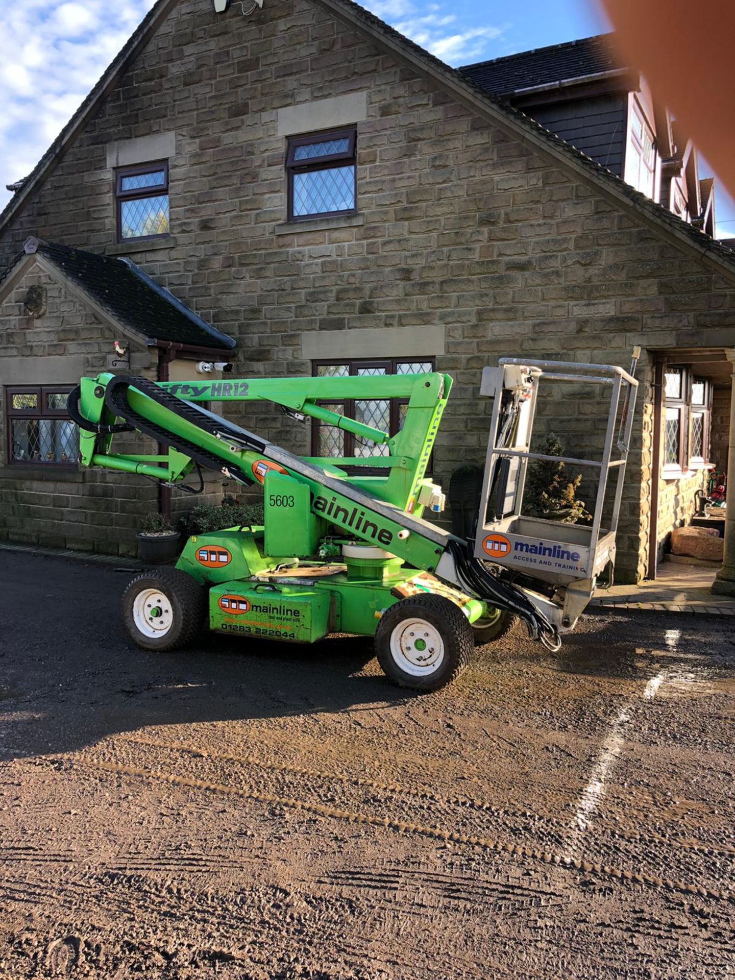 NIFTY NR12 NDE BOOM LIFT SCISSOR LIFT, YEAR 2007, RUNS, WORKS, LIFTS, VERY GOOD BATTERY *PLUS VAT* - Image 11 of 11