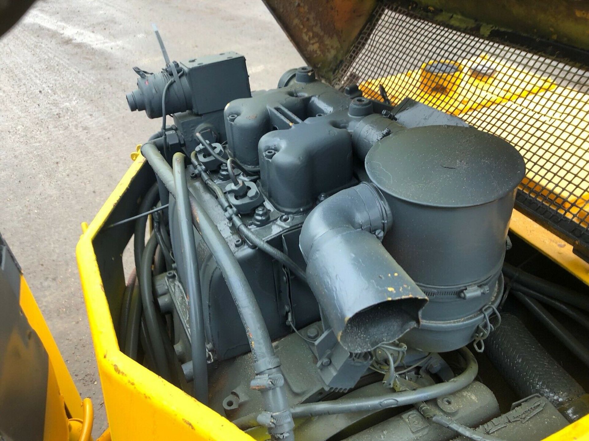 BOMAG BW100 RIDE ON DIESEL VIBRATING ROLLER COMPACTOR, RUNS & WORKS *PLUS VAT* - Image 4 of 4