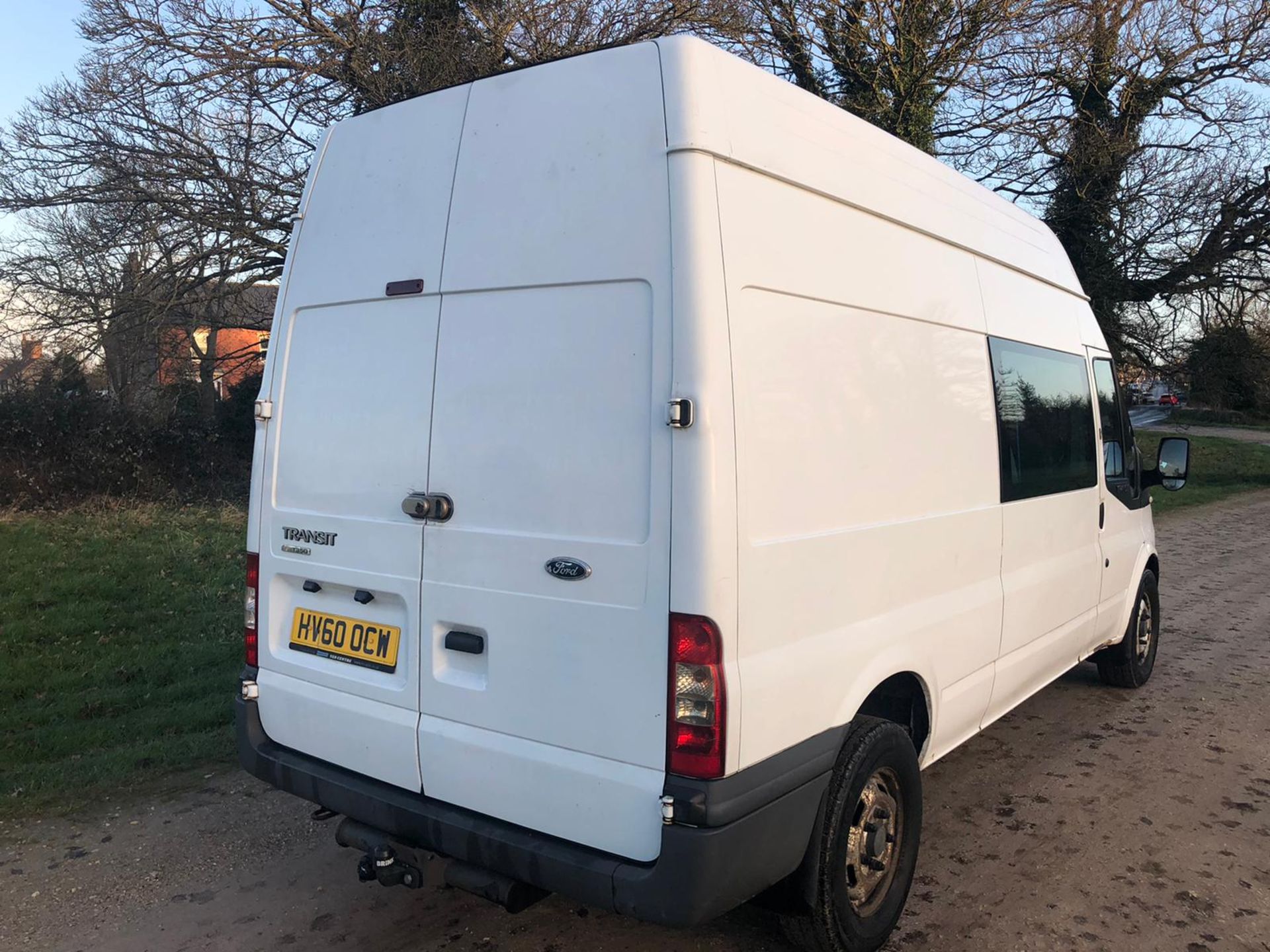 2010/60 REG FORD TRANSIT 115 T350L RWD 2.4 DIESEL WHITE PANEL VAN, SHOWING 3 FORMER KEEPERS *NO VAT* - Image 3 of 10