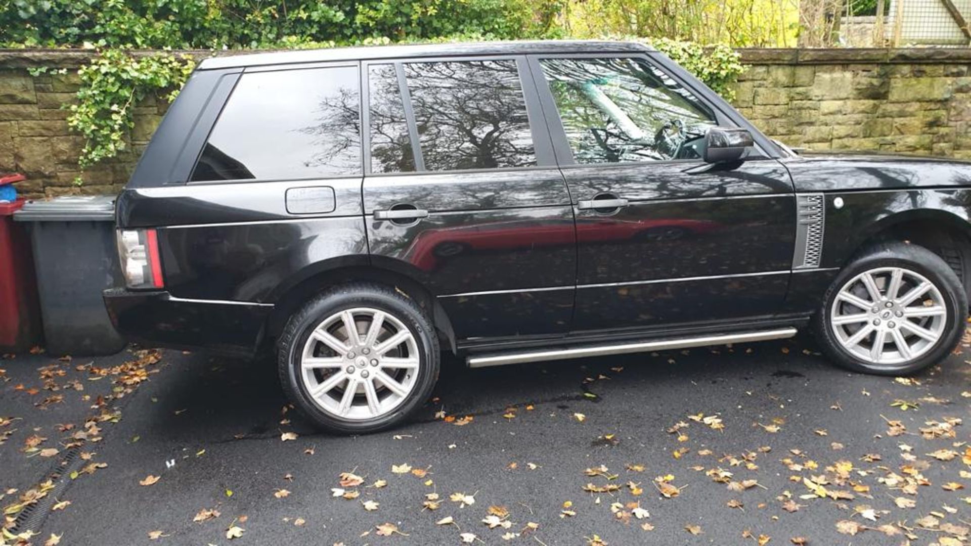 2011/60 REG LAND ROVER RANGE ROVER VOGUE SE TDV8 AUTOMATIC 4.4 DIESEL BLACK 4X4 *PLUS VAT* - Image 8 of 15