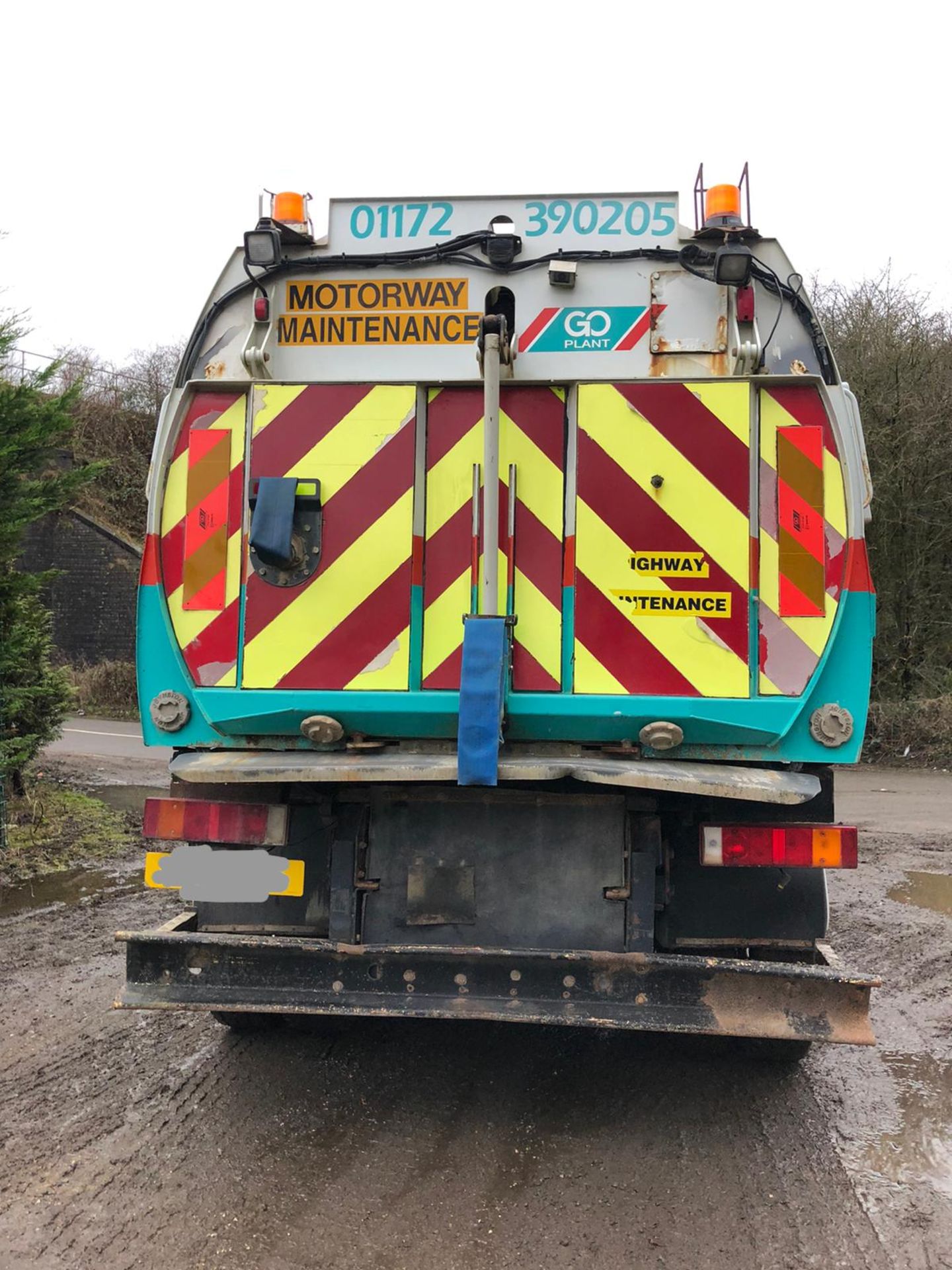 2004/54 REG IVECO EUROCARGO 130E 18 ROAD SWEEPER LORRY C/W JOHNSTON V650 SWEEPER DUEL BRUSH - Image 3 of 6