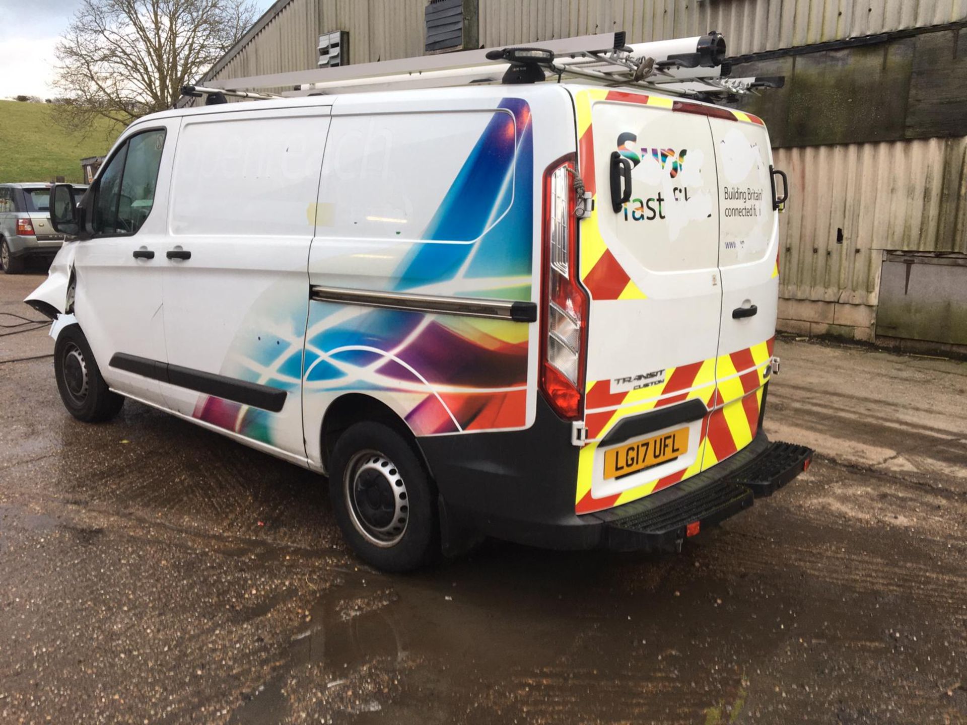 2017/17 REG FORD TRANSIT CUSTOM 310 2.0 DIESEL WHITE PANEL VAN, SHOWING 0 FORMER KEEPERS *PLUS VAT* - Image 6 of 9