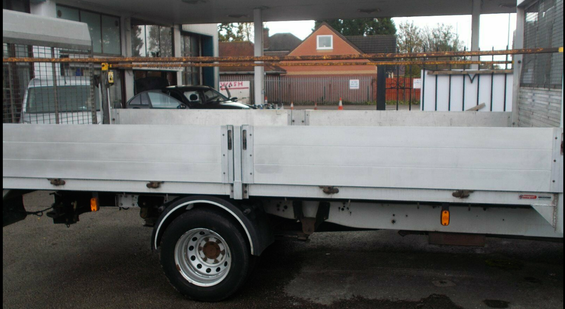 2015/65 FORD TRANSIT TREND 155BHP XLWB 14FT PICK UP + TAIL LIFT TOWBAR - Image 6 of 8