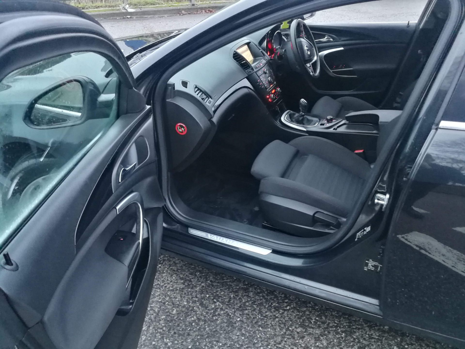 2009/59 REG VAUXHALL INSIGNIA SRI NAV 160 CDTI 2.0 DIESEL BLACK ESTATE, SHOWING 2 FORMER KEEPERS - Image 13 of 22