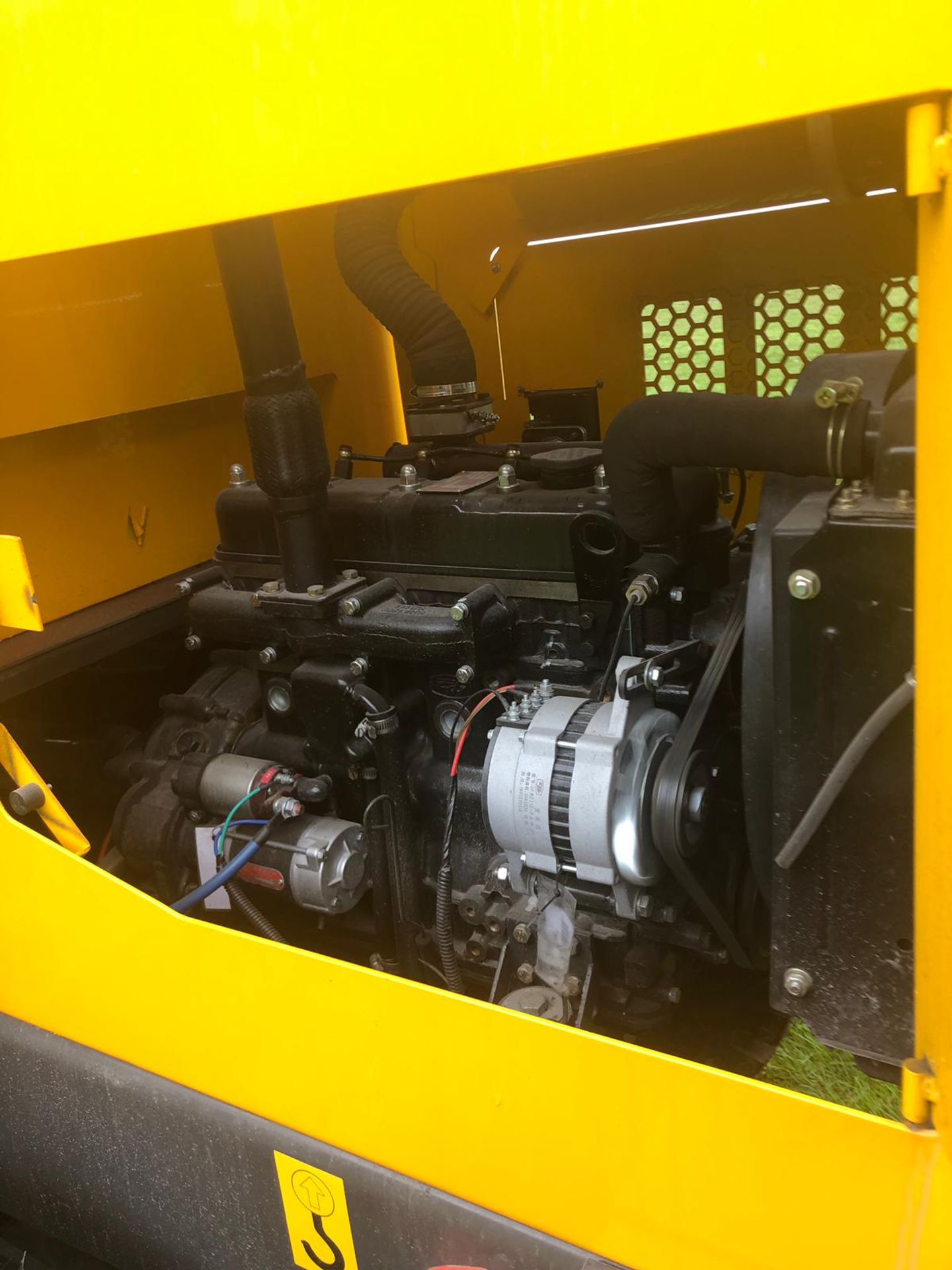 2019 BRAND NEW AND UNUSED ATTACK 1610 WHEEL LOADER, RUNS WORKS AND LIFTS *PLUS VAT* - Image 8 of 9