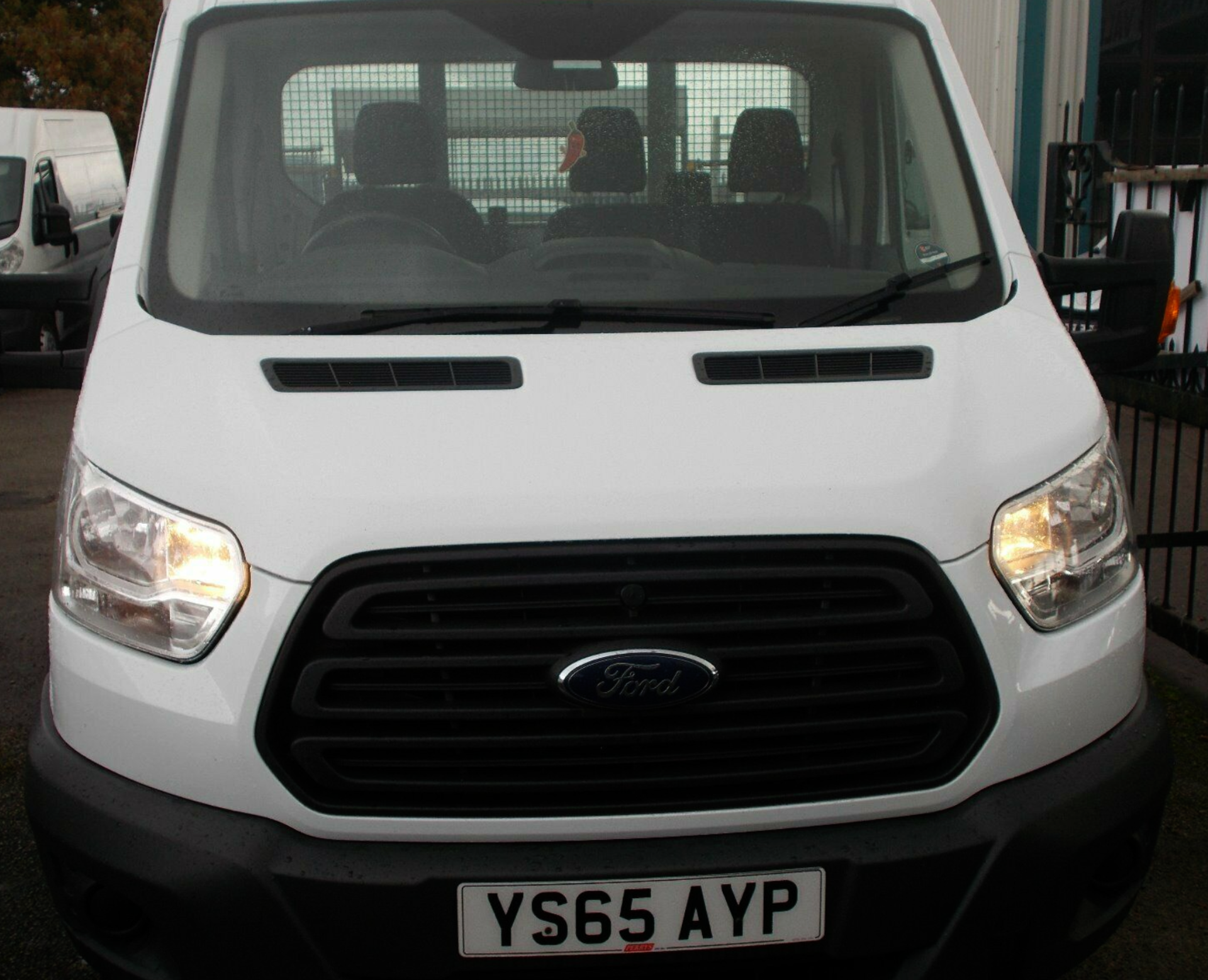 2015/65 FORD TRANSIT TREND 155BHP XLWB 14FT PICK UP + TAIL LIFT TOWBAR - Image 2 of 8