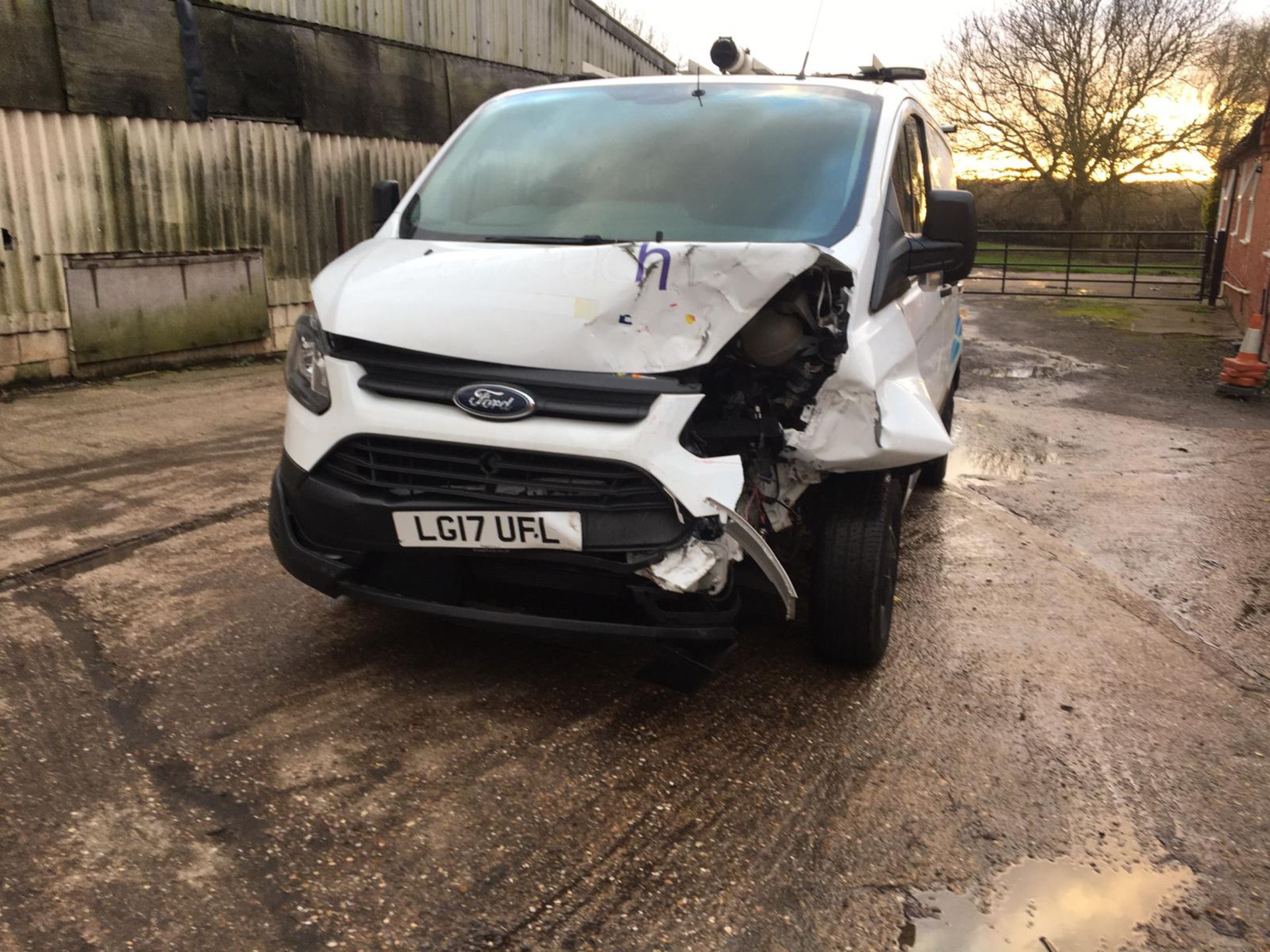 2017/17 REG FORD TRANSIT CUSTOM 310 2.0 DIESEL WHITE PANEL VAN, SHOWING 0 FORMER KEEPERS *PLUS VAT* - Image 4 of 9