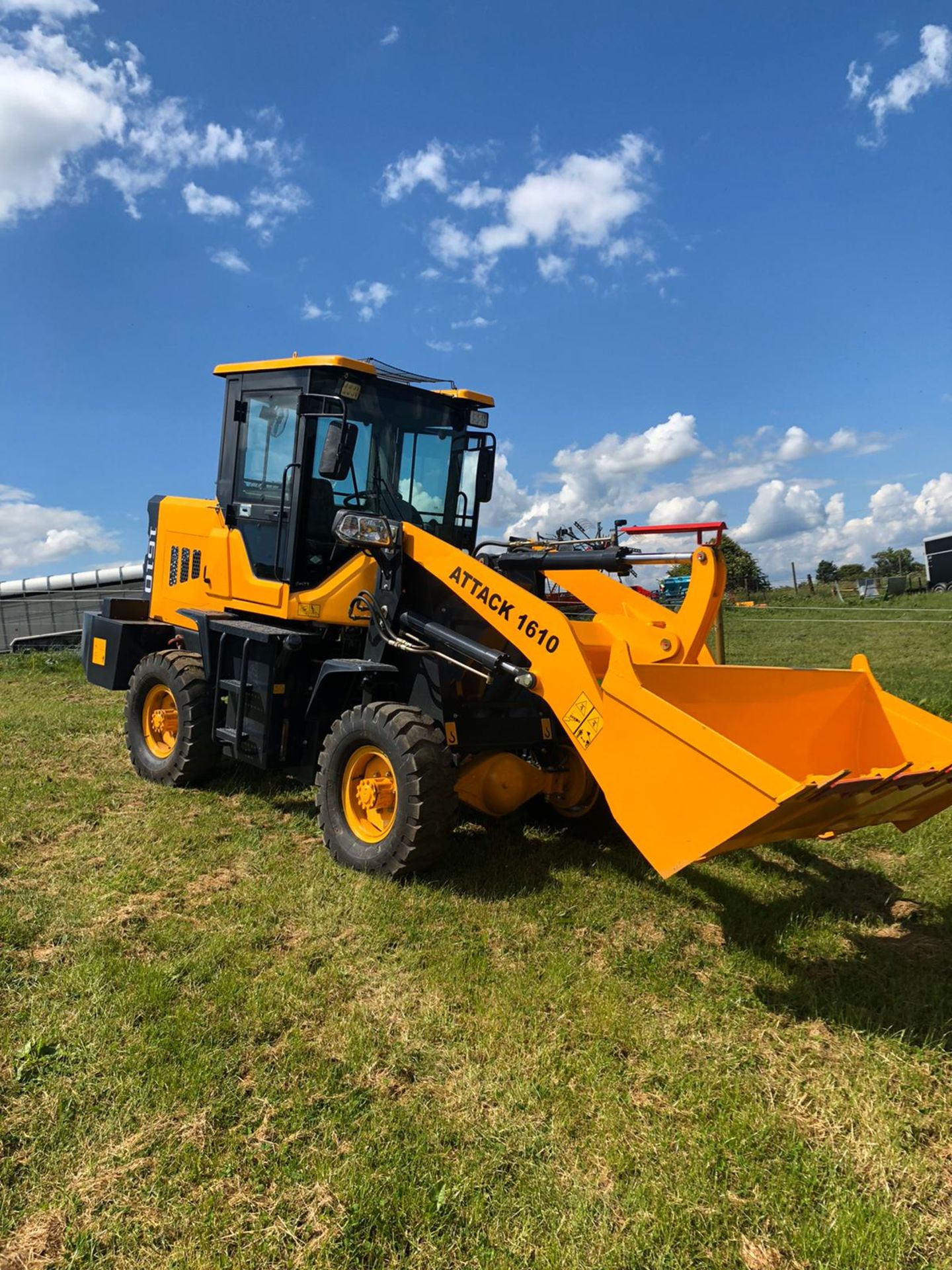 2019 BRAND NEW AND UNUSED ATTACK 1610 WHEEL LOADER, RUNS WORKS AND LIFTS *PLUS VAT* - Image 2 of 9