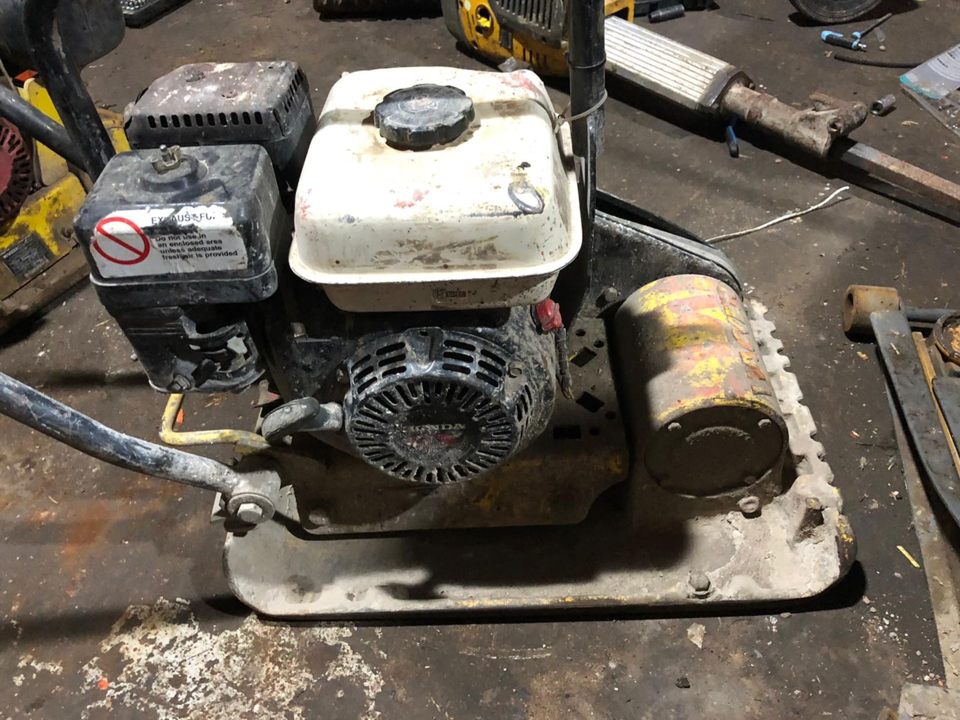 WACKER WACKER PLATE, RUNS, WORKS AND VIBRATES, HONDA PETROL ENGINE *NO VAT* - Image 5 of 5