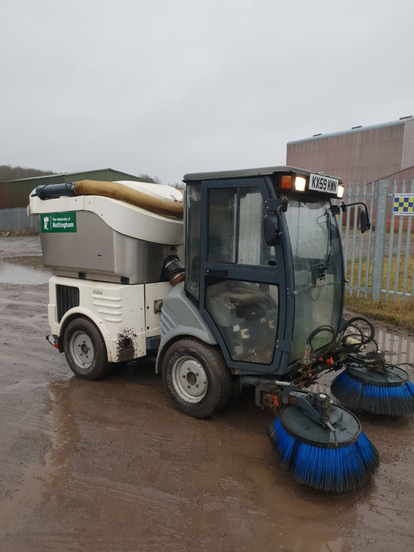 2008/59 REG HAKO CITYMASTER 1200 ROAD SWEEPER, RUNS AND WORKS - EX COUNCIL *NO VAT* - Image 9 of 10