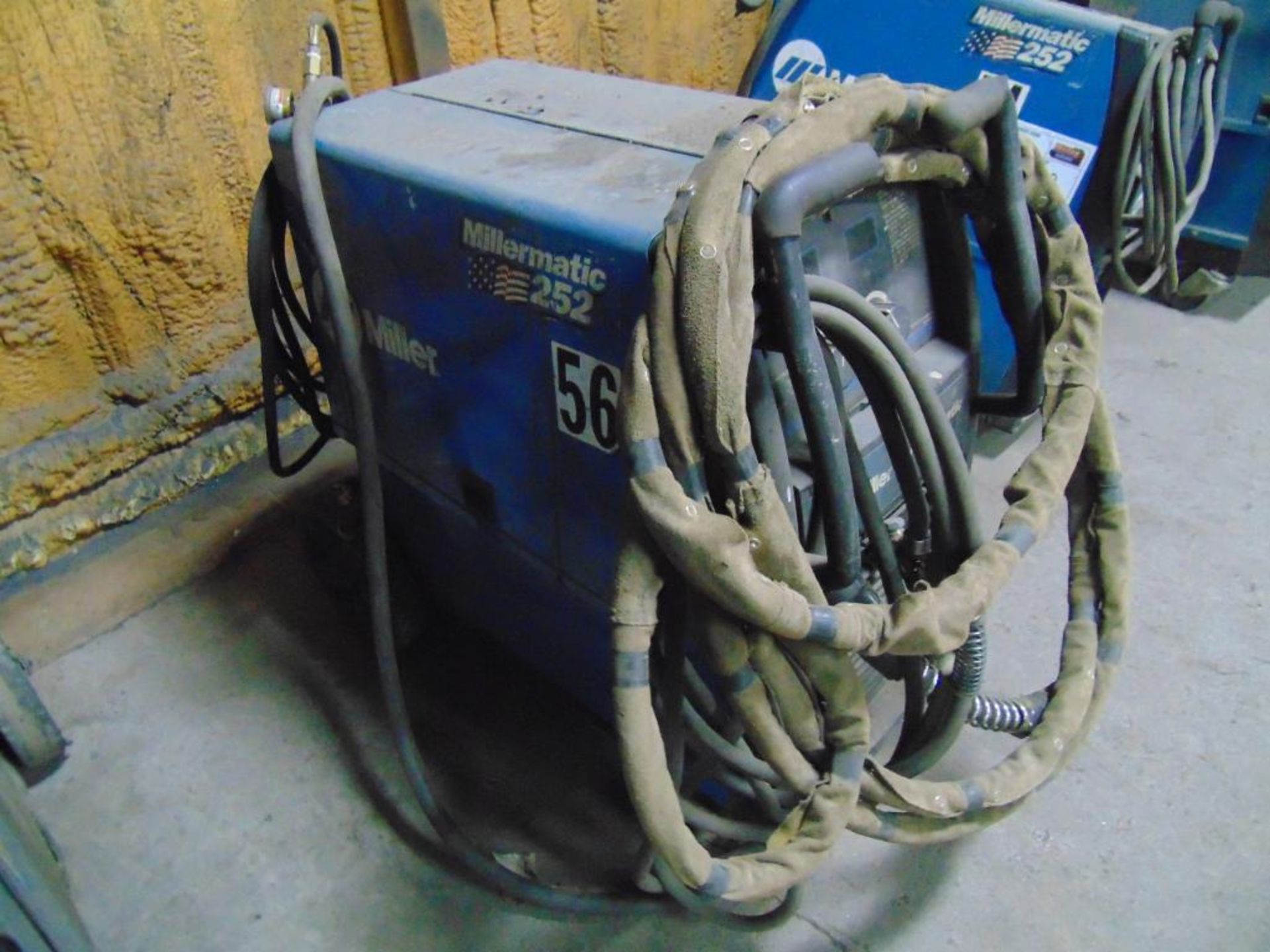 Miller Millermatic 252 Welder, s/n 0583. Located in Elk City Ok - Image 2 of 2