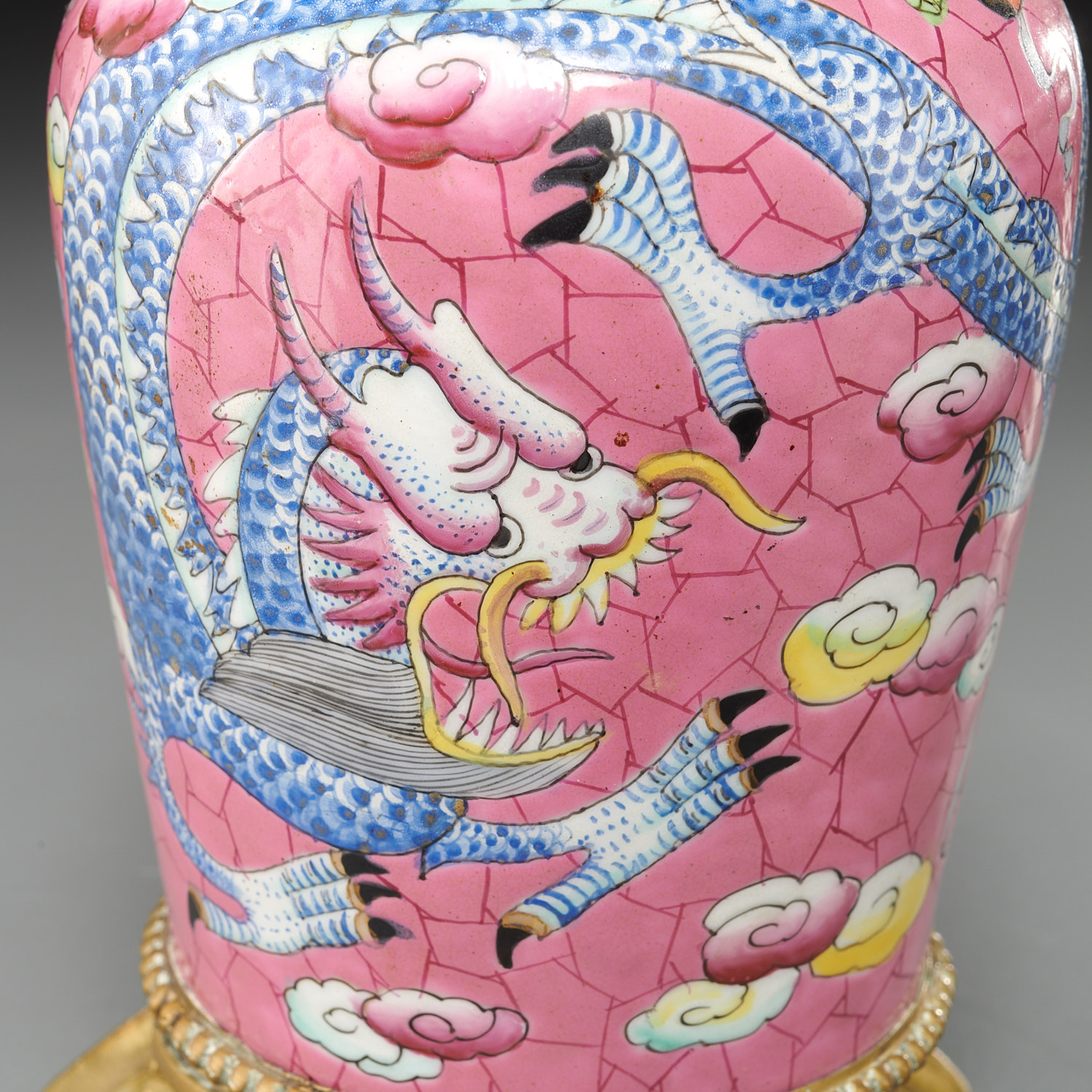 Chinese famille rose dragon vase lamp - Image 6 of 8