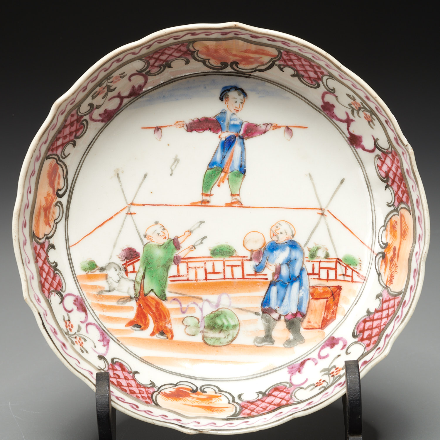 Pair Chinese Export 'Circus Performers' cup/saucer - Image 2 of 10