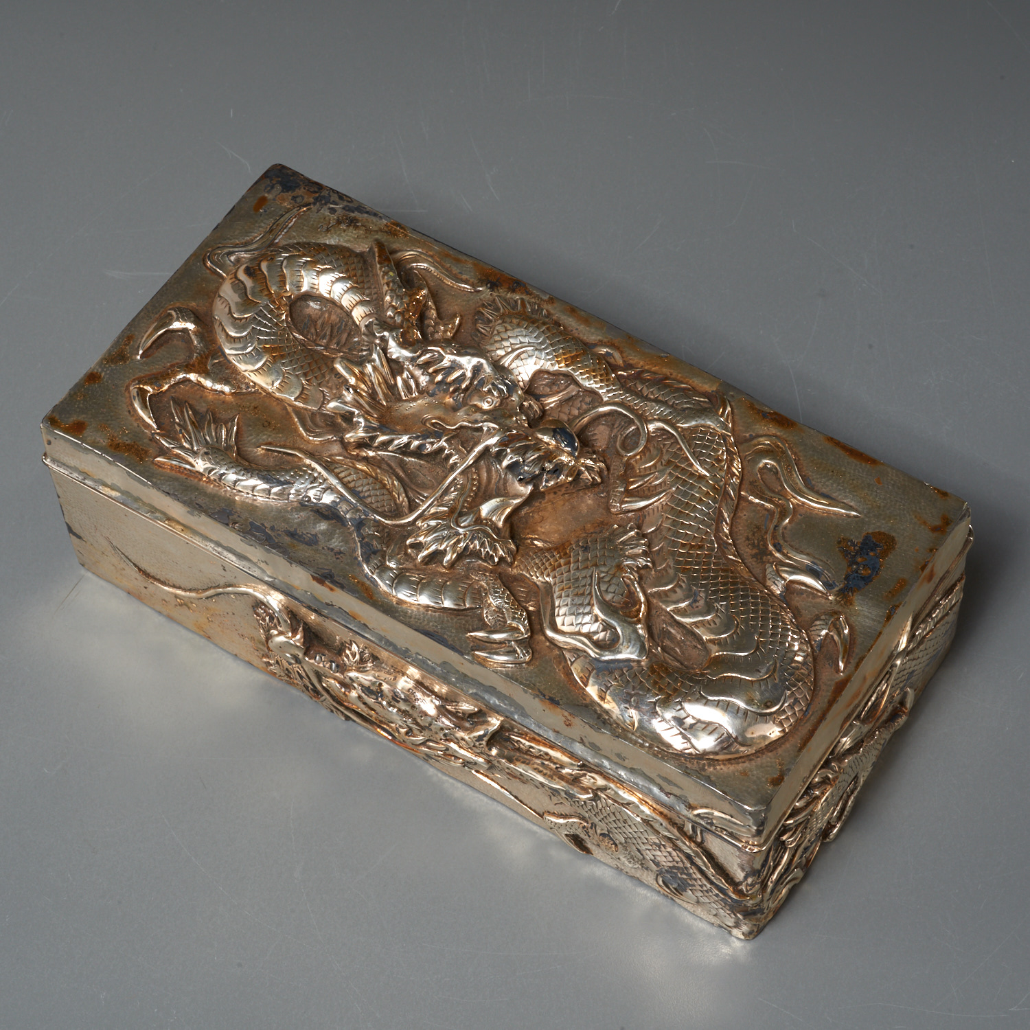 Kuhn & Komor Asian Export silver dragon box - Image 2 of 8