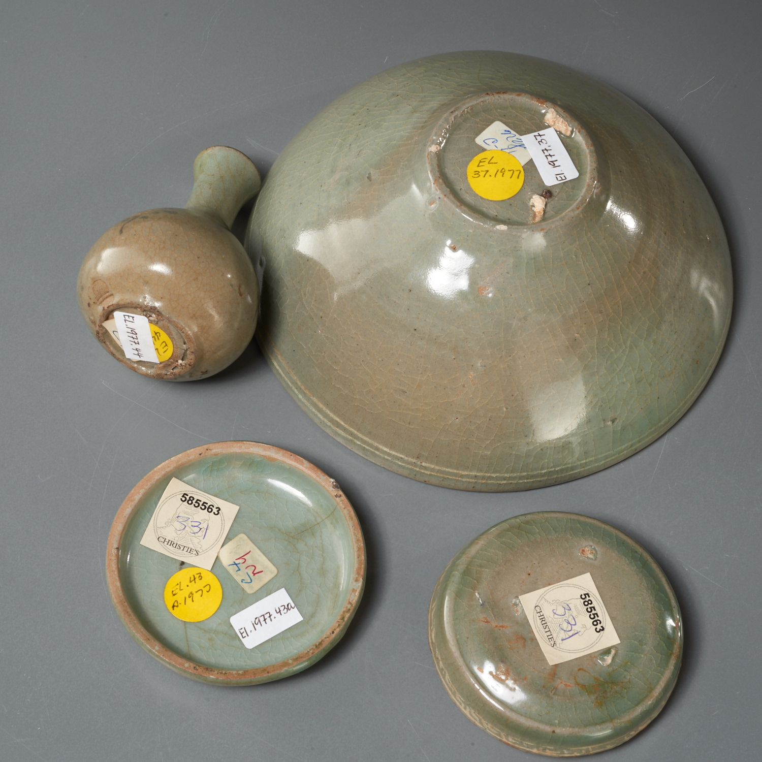 Group early Korean celadon glazed stoneware - Image 7 of 8