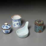 (4) Chinese cloisonne and porcelain table items