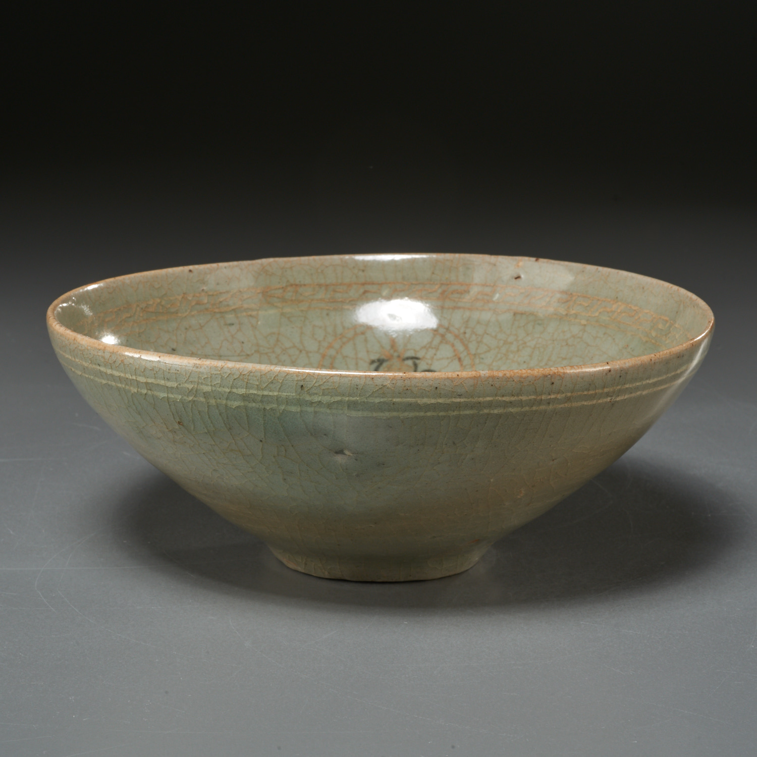 Group early Korean celadon glazed stoneware - Image 3 of 8