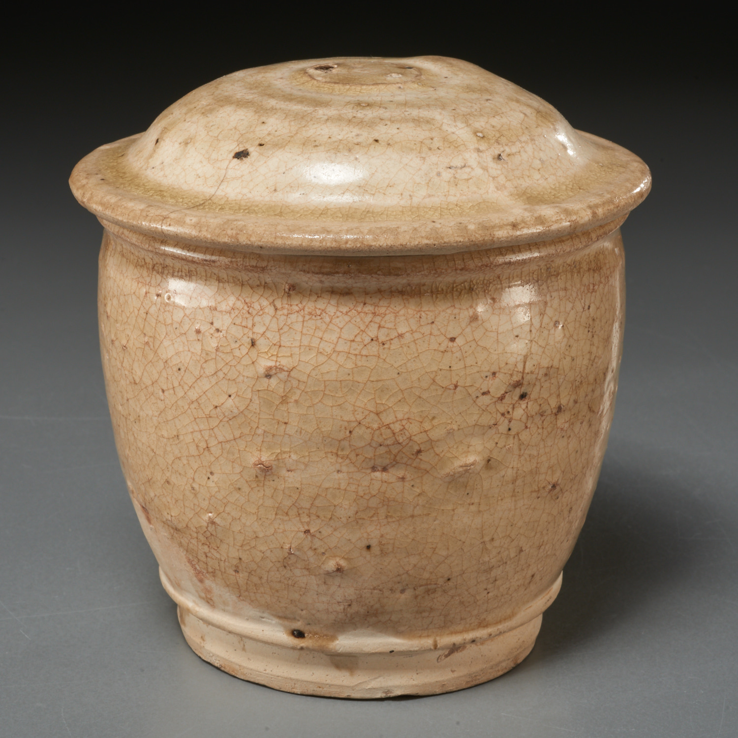 (2) early Chinese cream-glazed vessels - Image 2 of 10