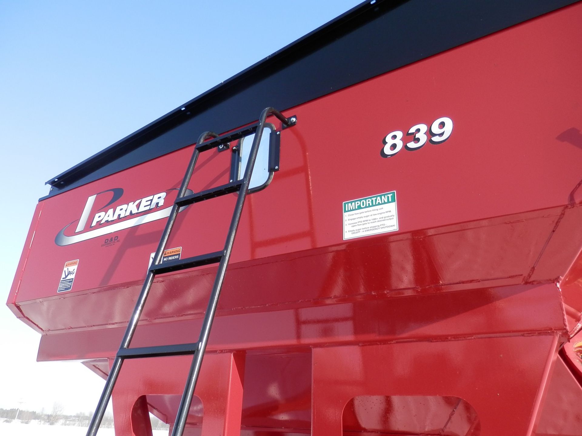 PARKER 839 GRAIN BUGGY - Image 5 of 8