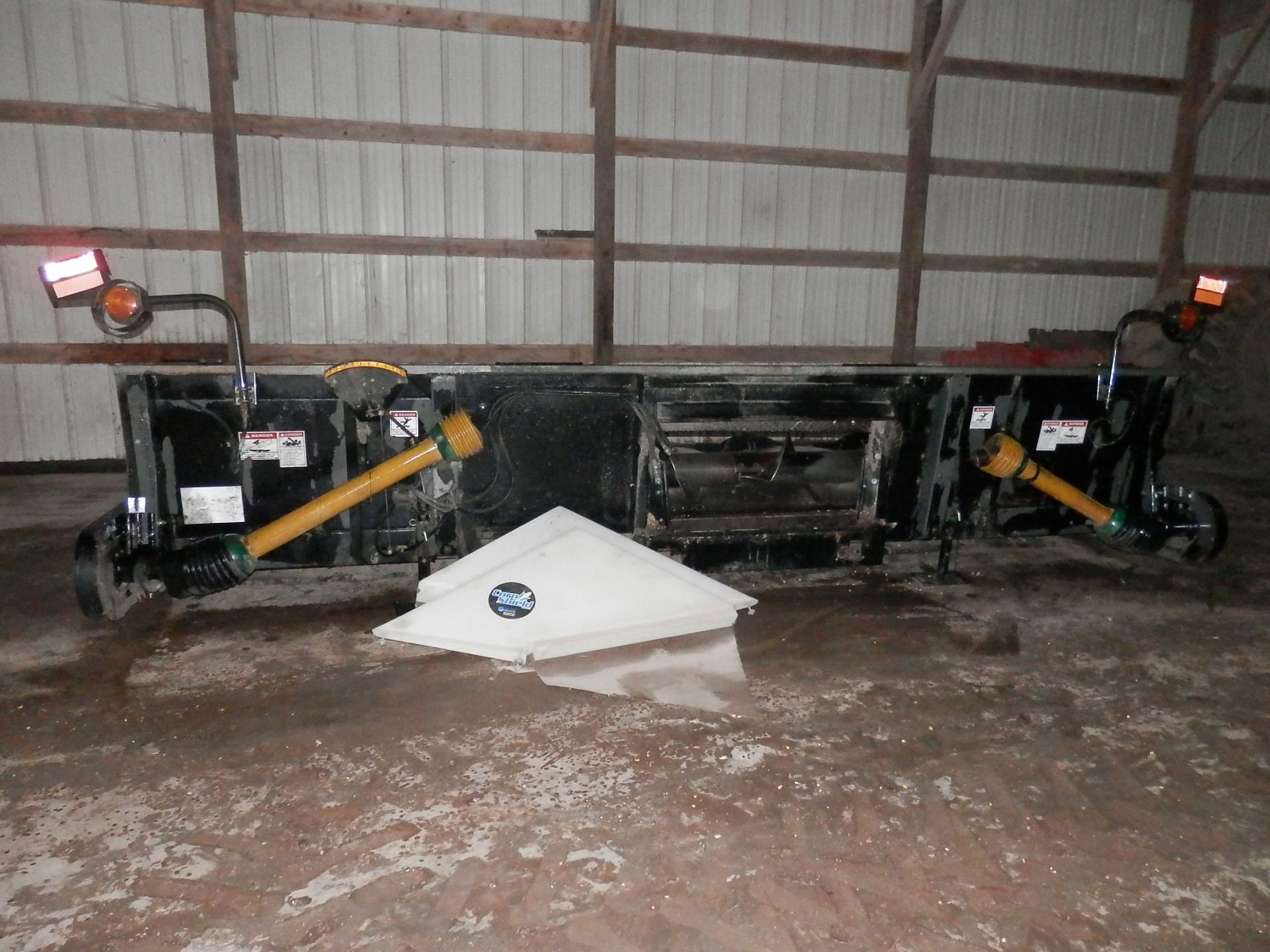 GLEANER R62 COMBINE PACKAGE - Image 10 of 24