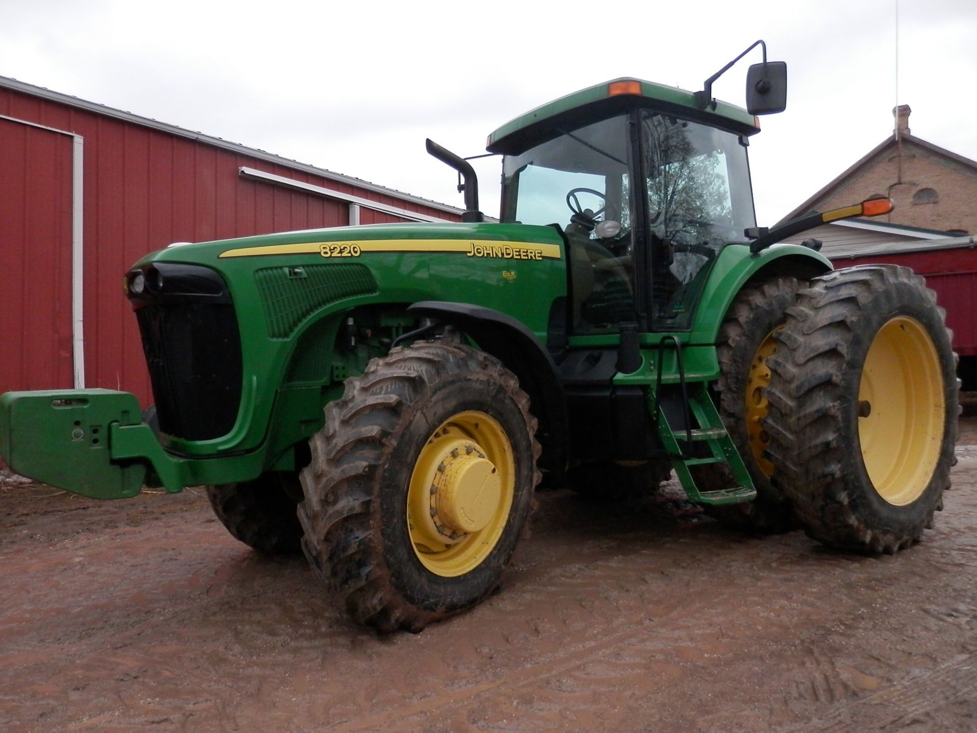 JOHN DEERE 8220 MFWD TRACTOR - Image 4 of 14