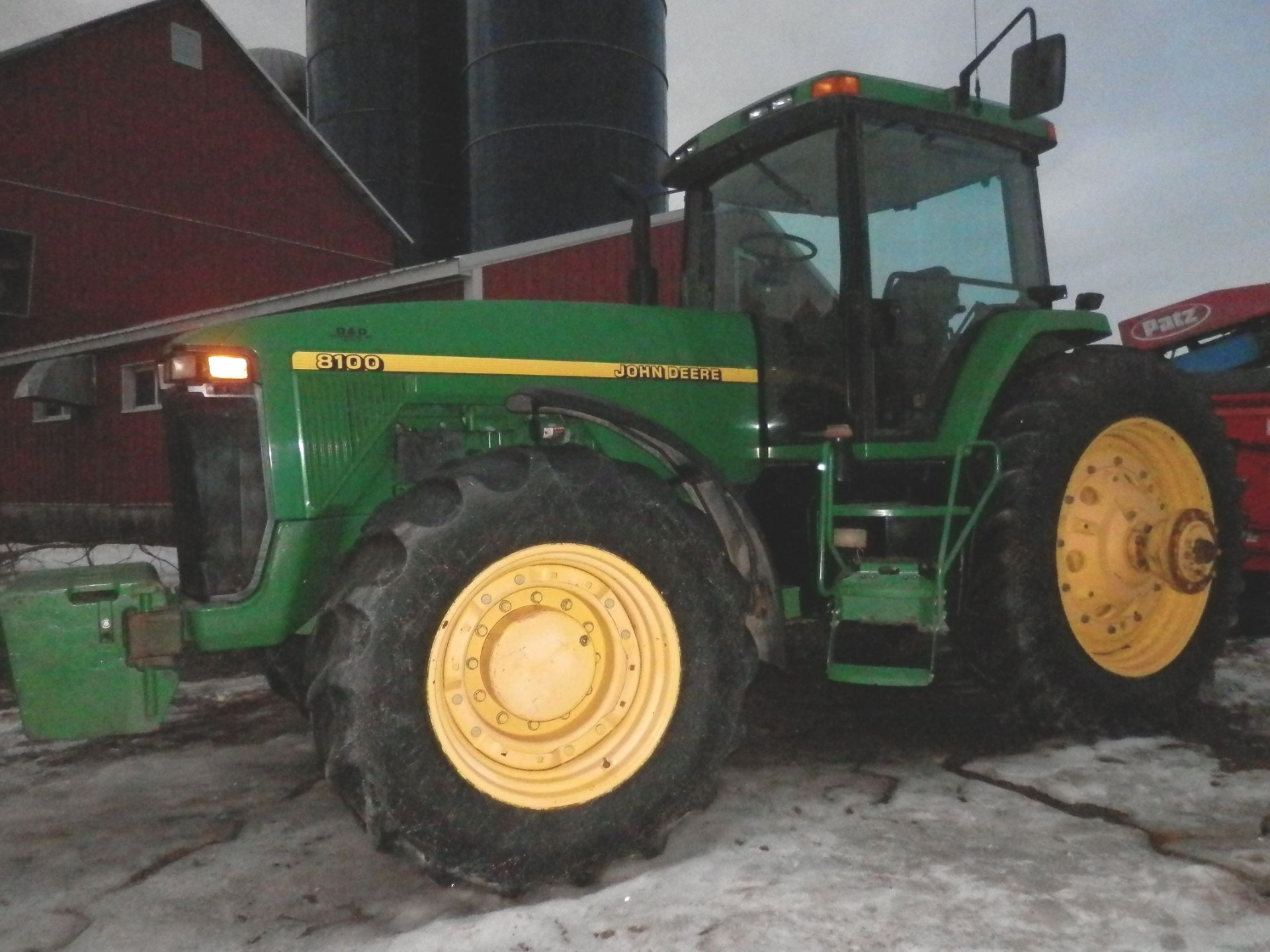 JOHN DEERE 8100 MFWD TRACTOR - Image 8 of 14