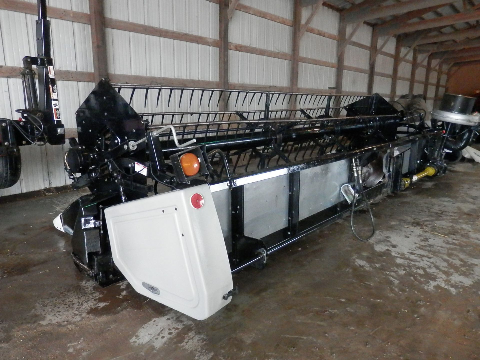 GLEANER 20' FLEX PLATFORM - Image 3 of 5