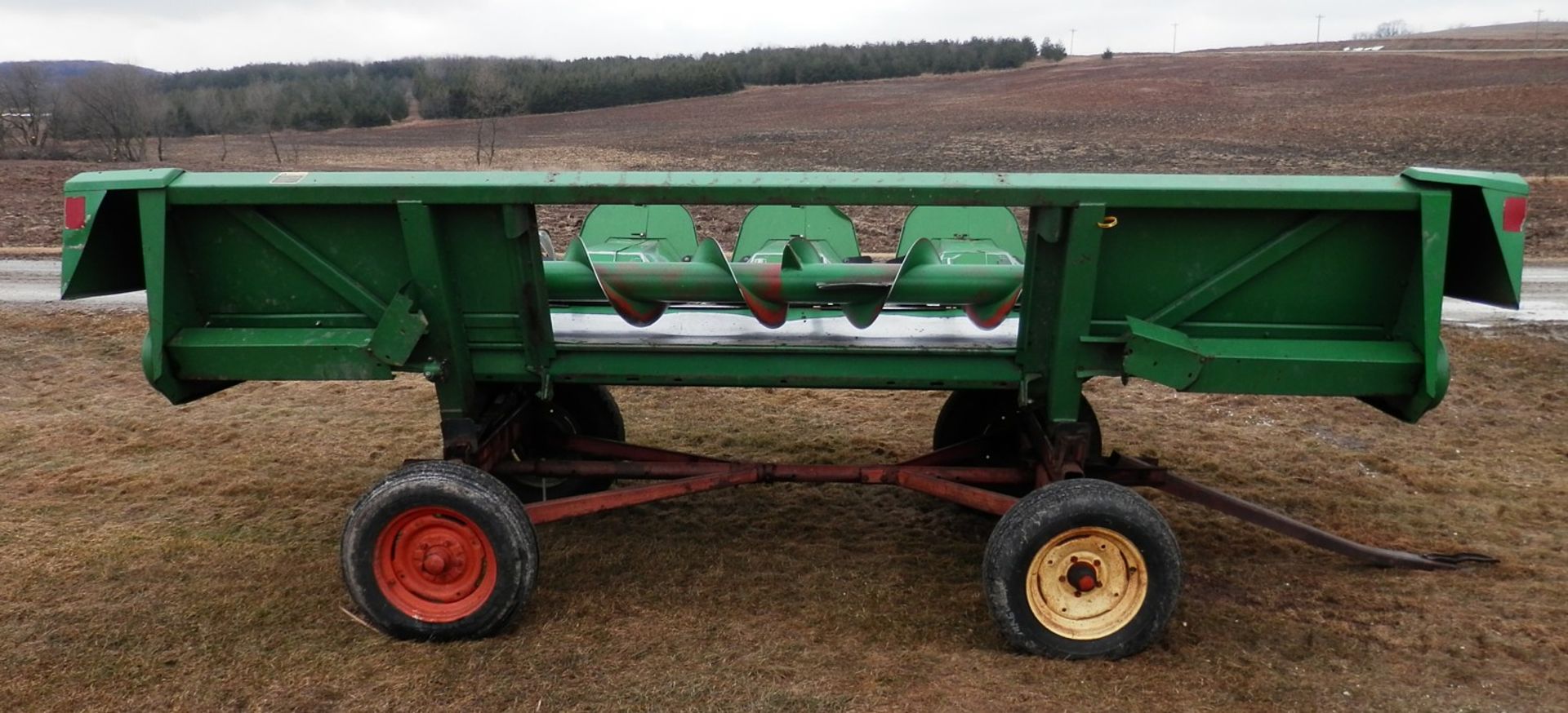 JOHN DEERE 643 6RN CORN HEAD - Image 2 of 4