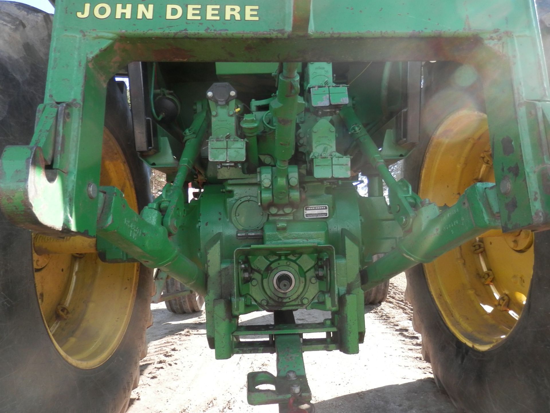 JOHN DEERE 4440 - Image 6 of 6