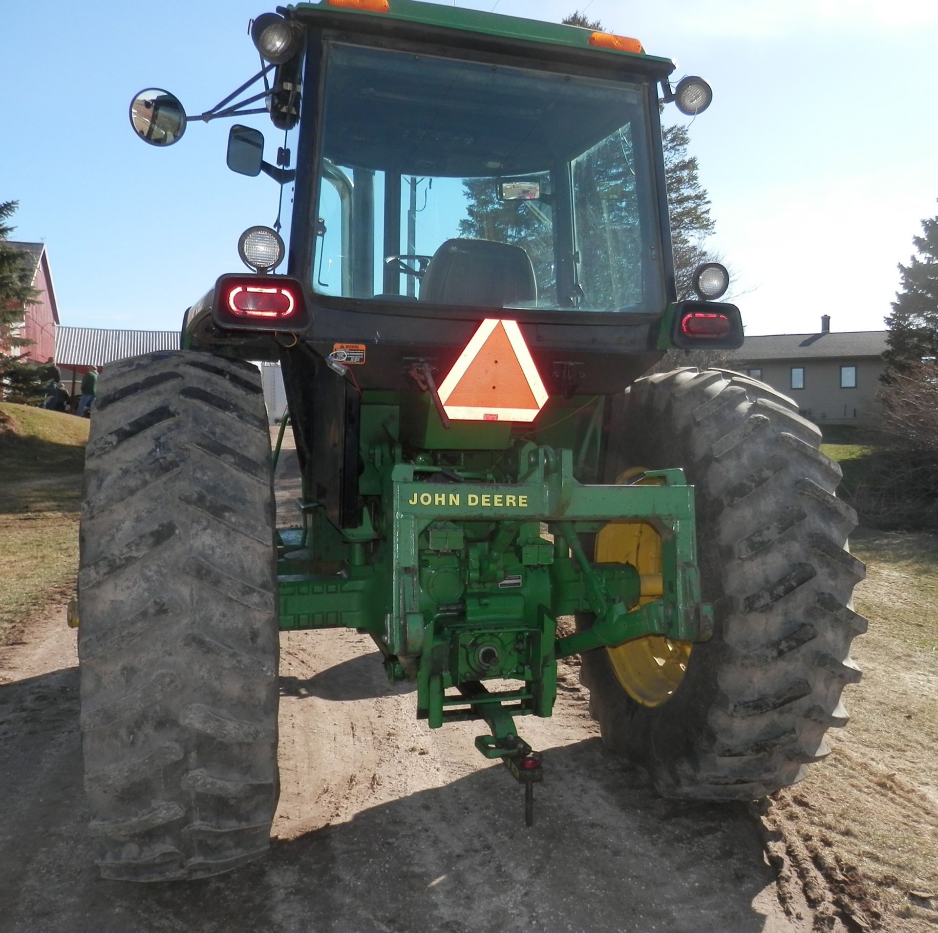 JOHN DEERE 4440 - Image 5 of 6