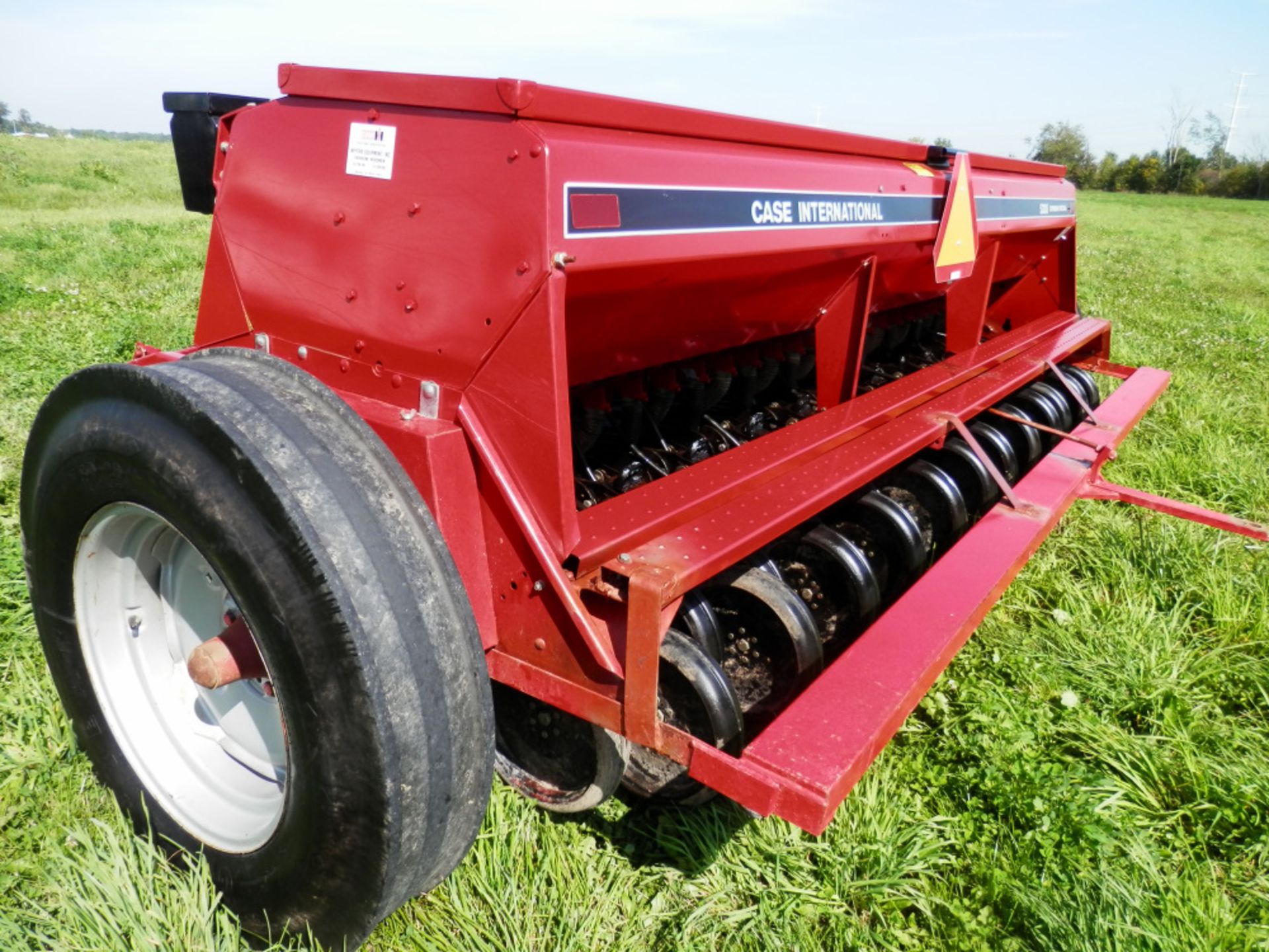 CIH 5300 12' SOYBEAN SPECIAL GRAIN DRILL - Image 4 of 9