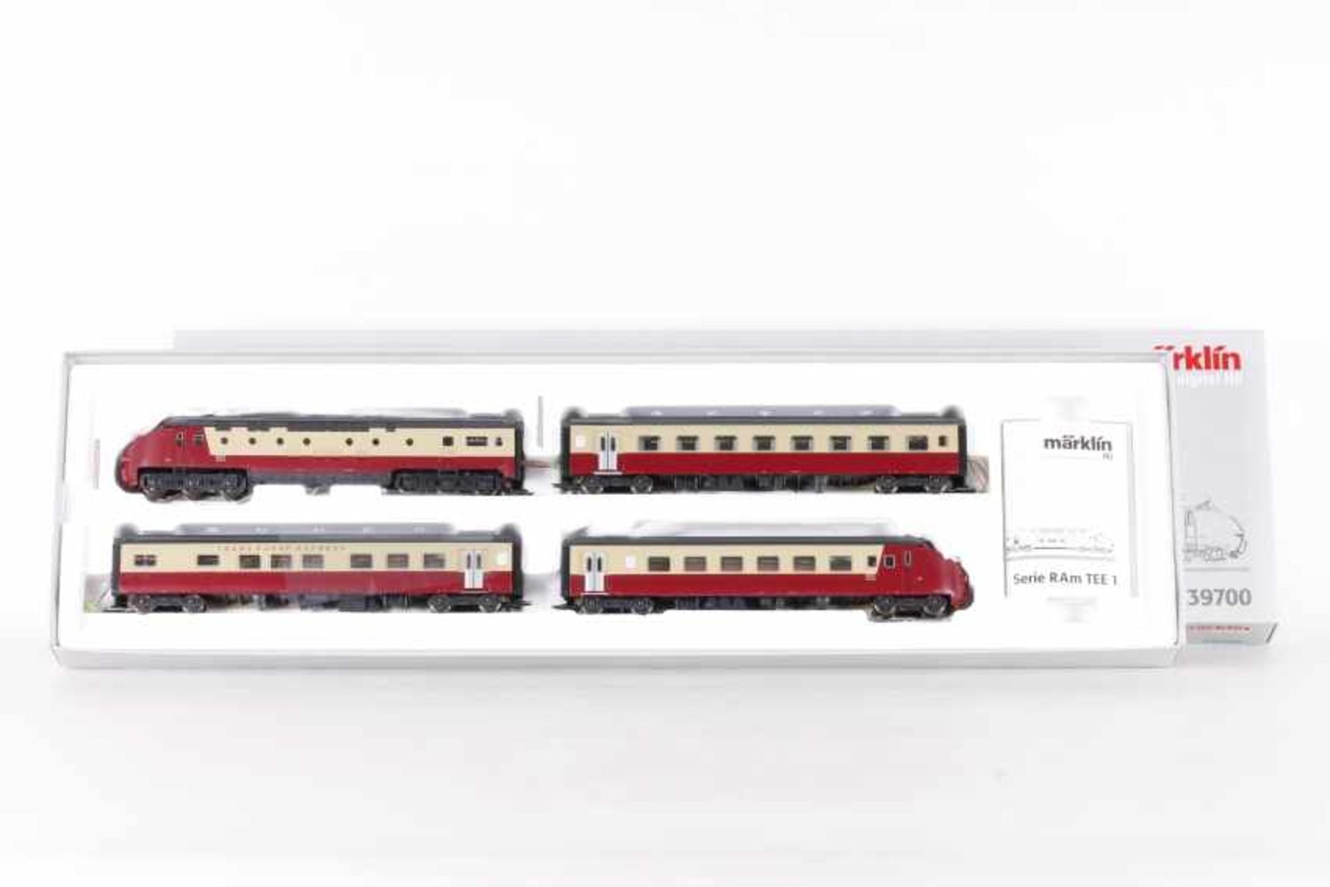 Märklin 39700, vierteiliger TEE Triebwagenzug RAm 401 der SBBMärklin 39700, vierteiliger TEE