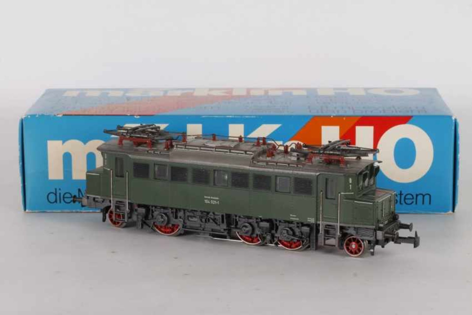 Märklin 3049, Elektrolok "104 021-1" der BundesbahnMärklin 3049, Elektrolok "104 021-1" der