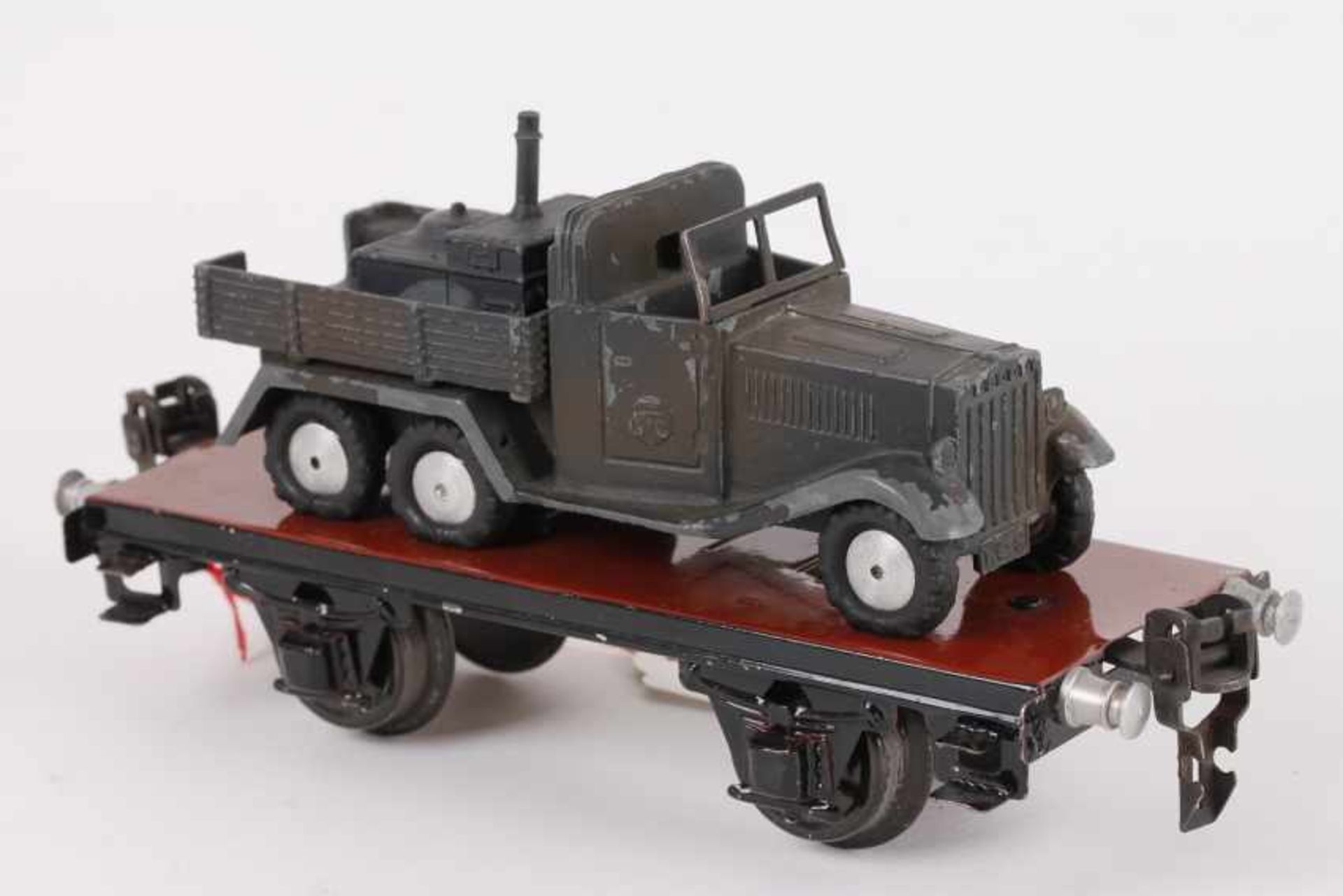 Märklin 1770/15, Plattformwagen mit FeldkücheMärklin 1770/15, Plattformwagen mit Feldküche, Ladung