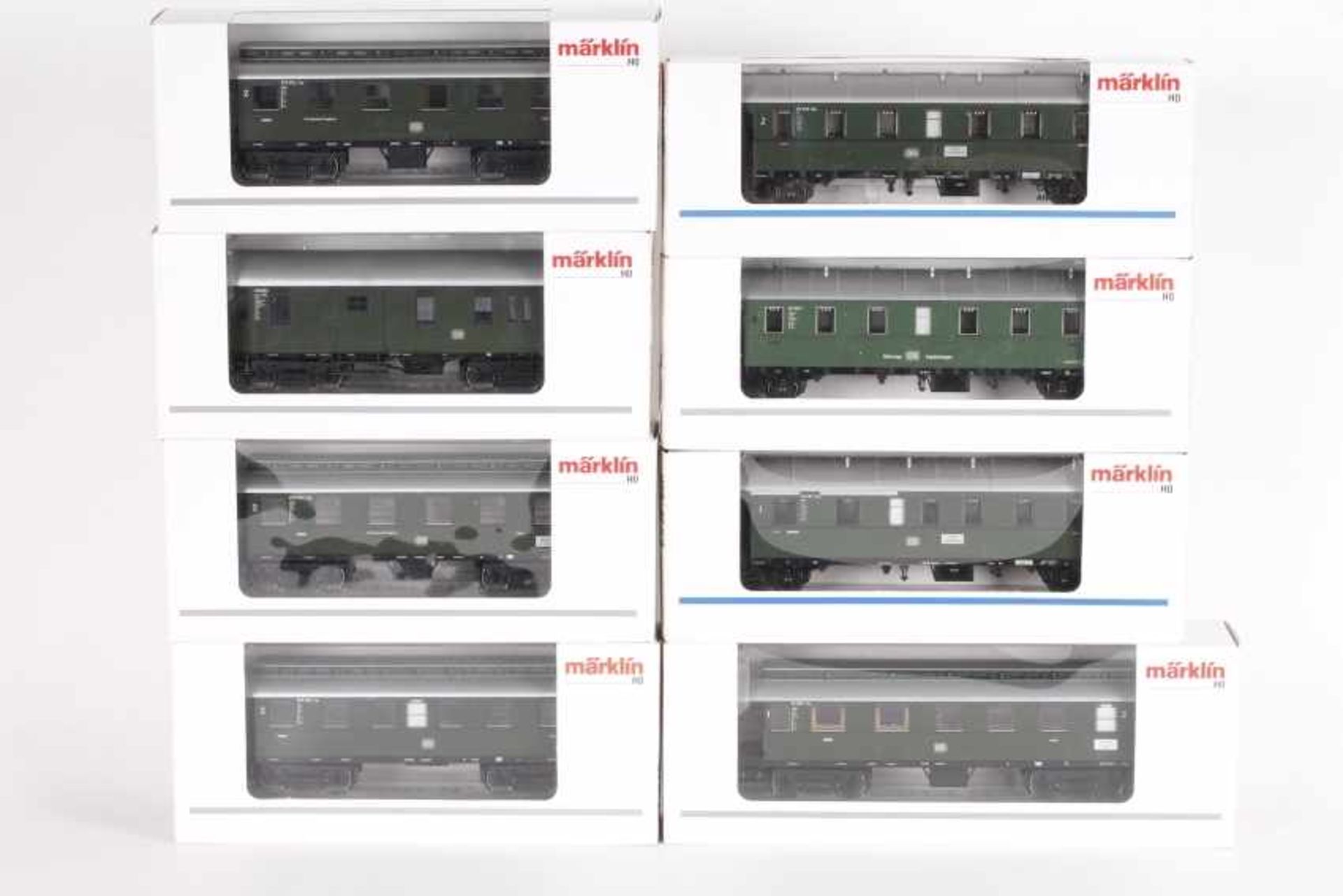 Märklin, neun PersonenzugwagenMärklin, acht Personenzugwagen, 4313, 4314, 43040, 4305, 43060, 43070,