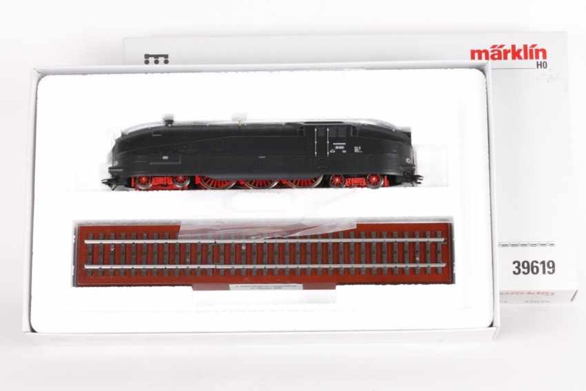 Märklin 39619, Stromlinien-Tenderlok "61 001" der BundesbahnMärklin 39619, Stromlinien-Tenderlok "61