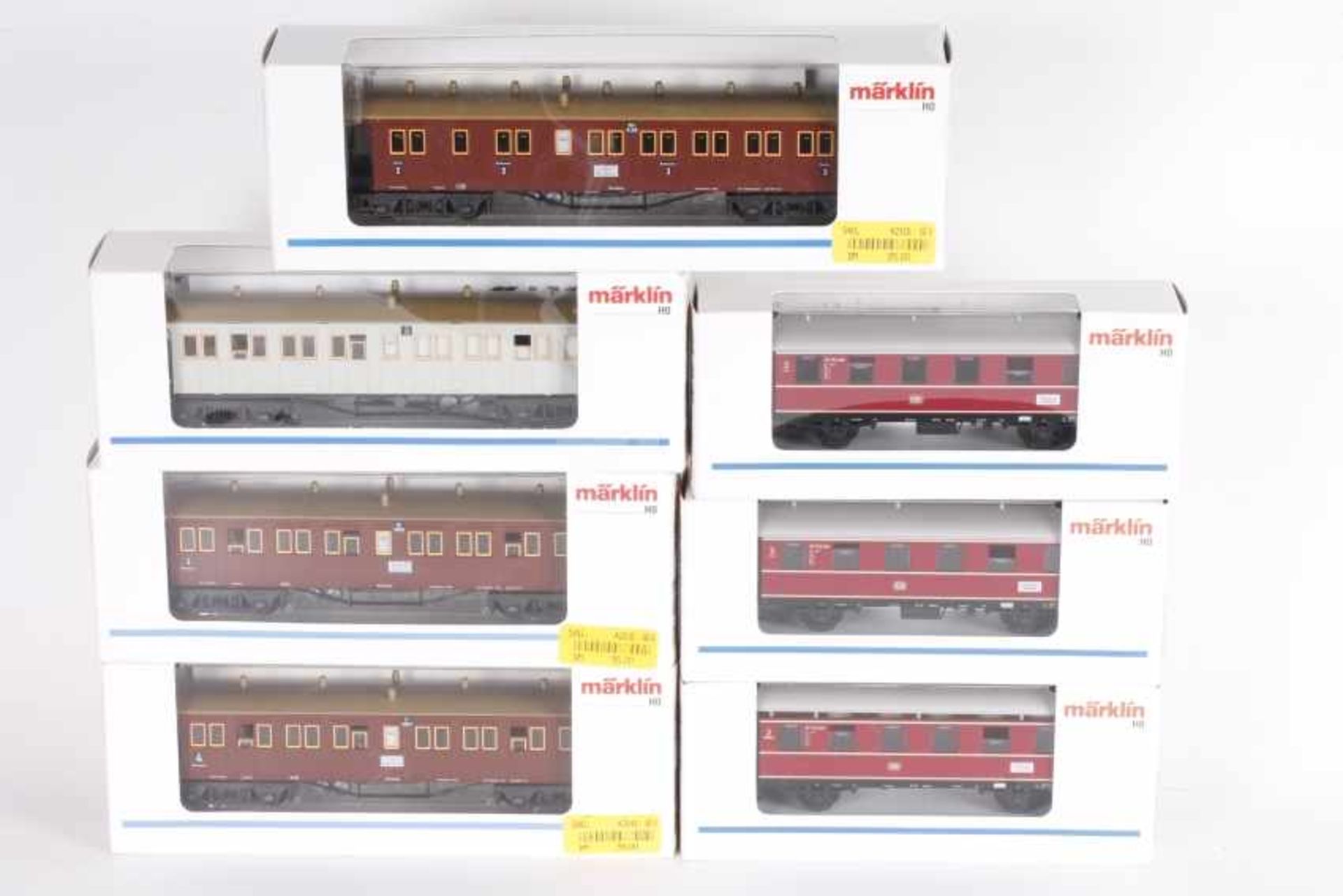 Märklin, drei Personenwagen, vier württ. SchnellzugwagenMärklin, drei Personenwagen, vier württ.