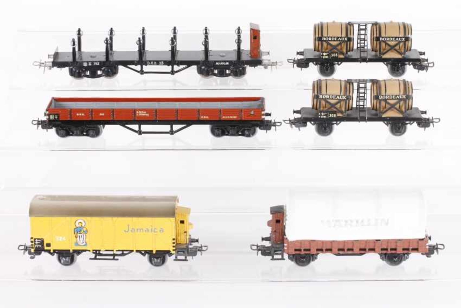 Märklin, sechs GüterwagenMärklin, sechs Güterwagen, 2 x 308 (4510), Weinwagen, 322, Planewagen, 326,
