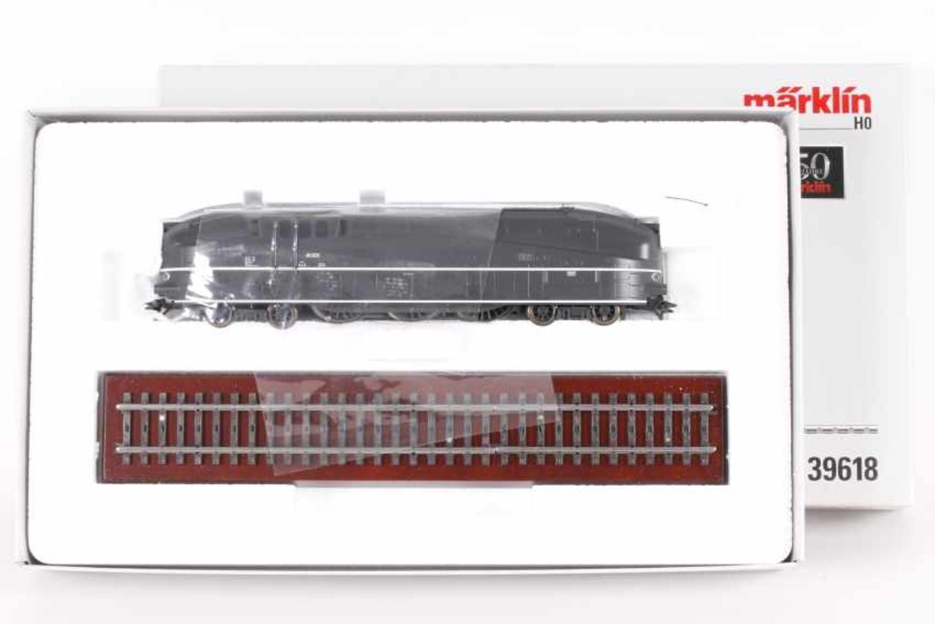 Märklin 39618, Stromlinien-Tenderlok "61 001" der DRGMärklin 39618, Stromlinien-Tenderlok "61 001"