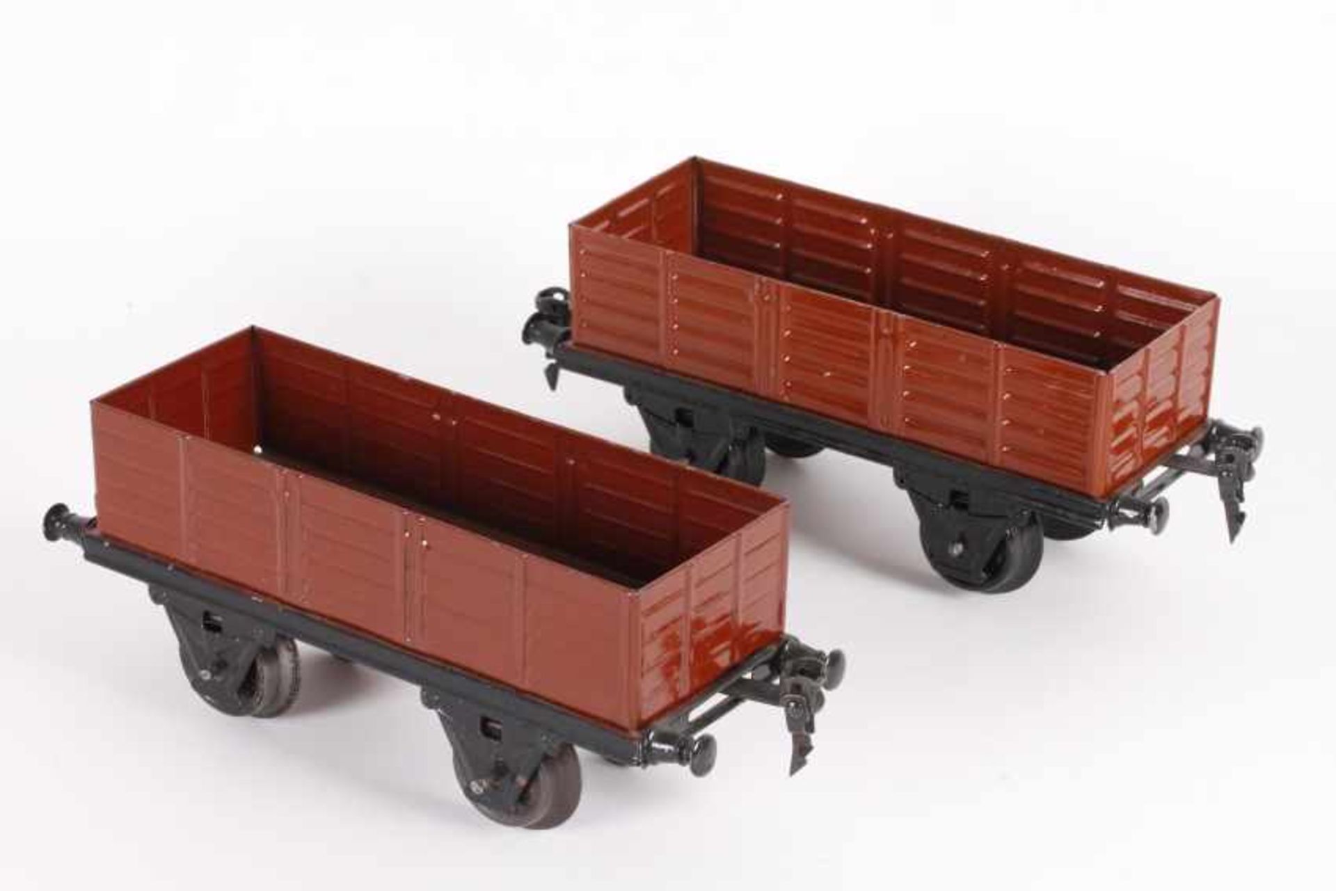 Märklin, 2 x 1916, zwei offene GüterwagenMärklin, 2 x 1916, zwei offene Güterwagen, 20 cm lang,