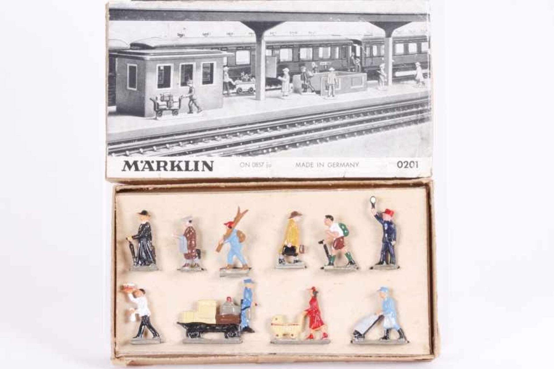 Märklin 0201 (404 G a), BahnsteigfigurenMärklin 0201 (404 G a), Bahnsteigfiguren, Metallguss,